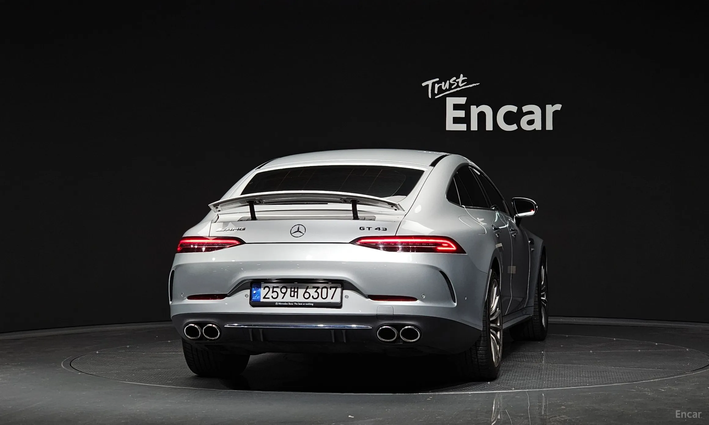 Mercedes Benz AMG GT превью 3
