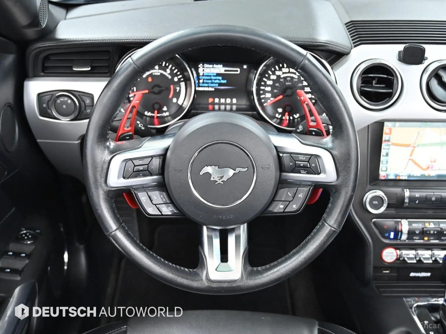 Ford Mustang превью 13