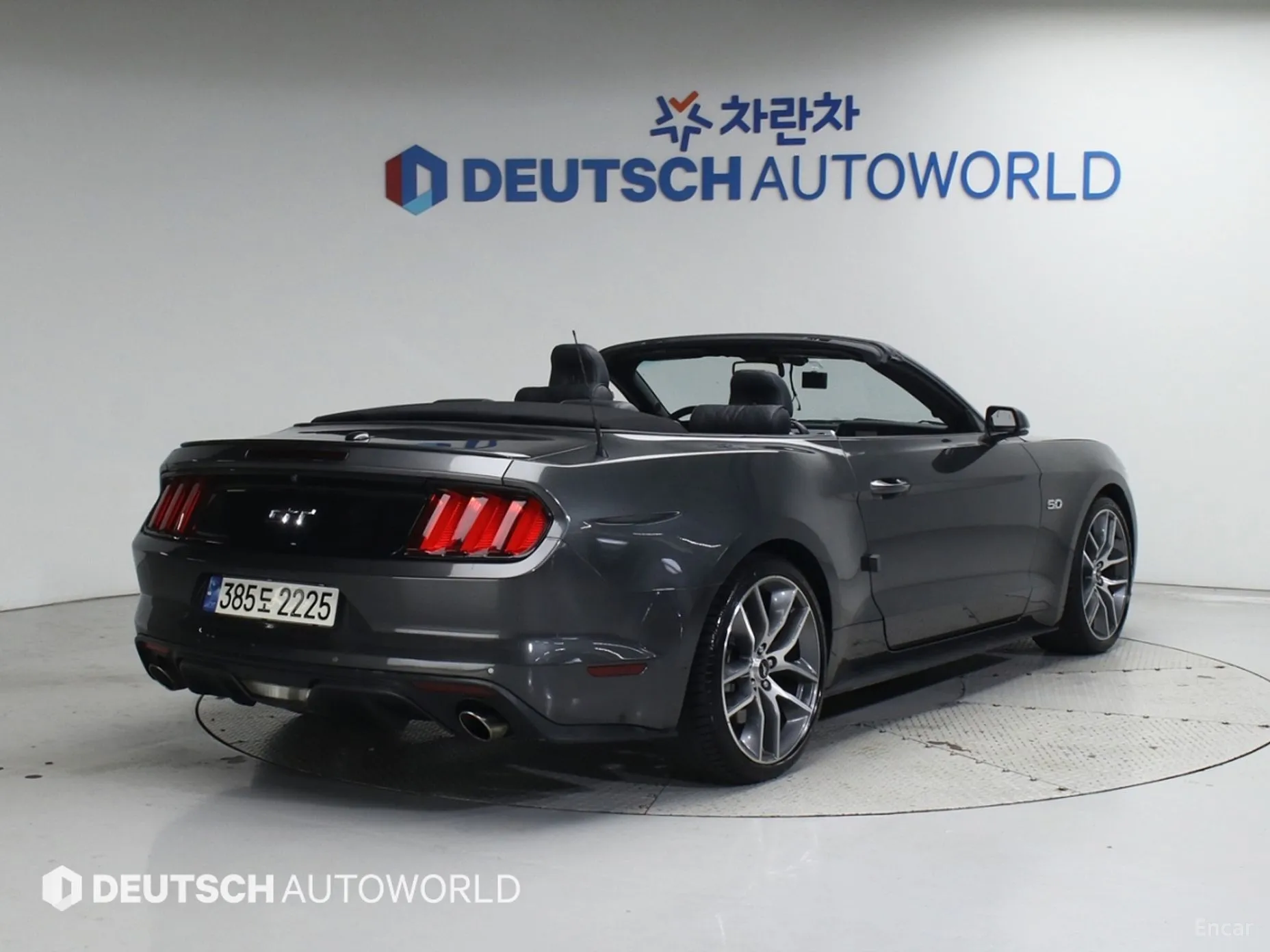 Ford Mustang превью 2