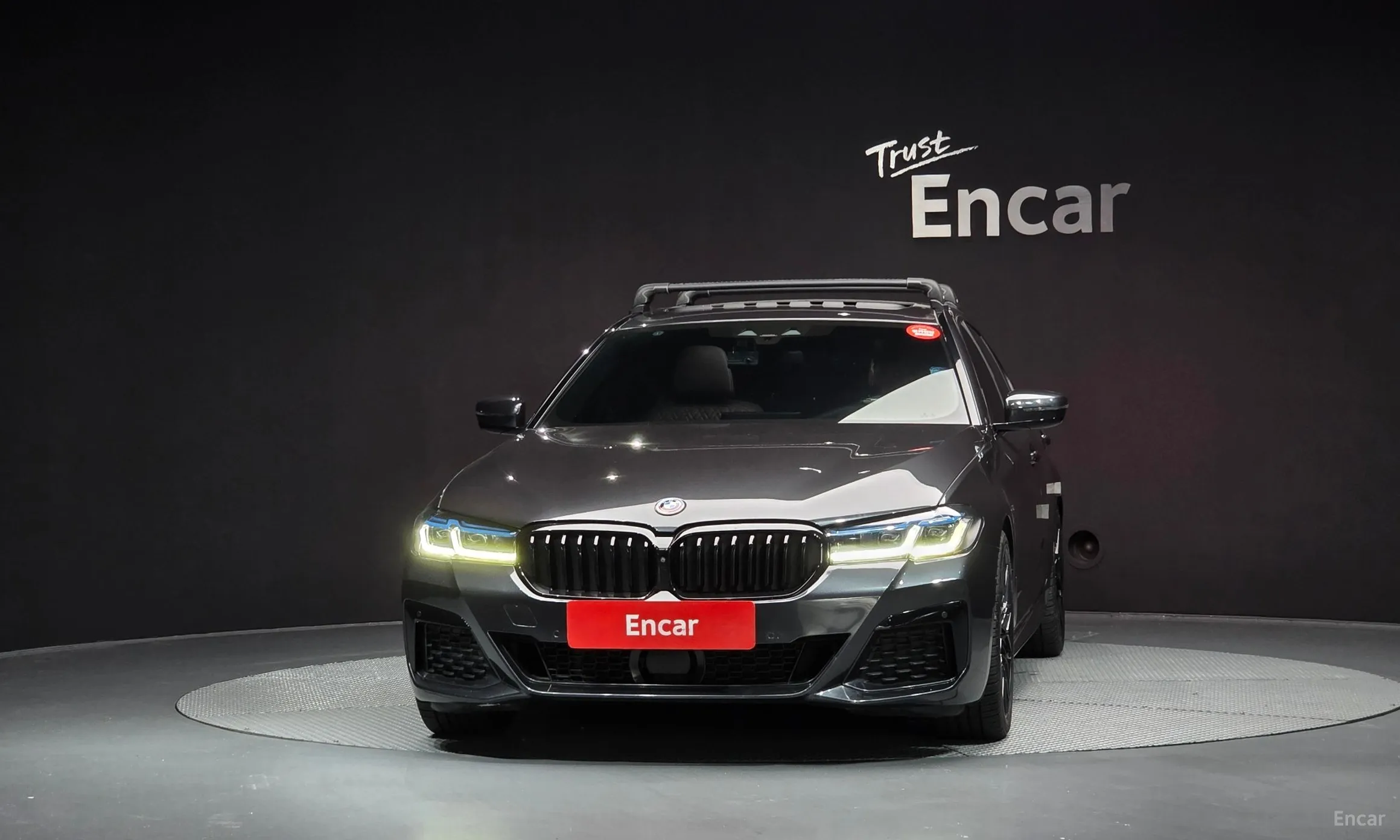 BMW 5 Series (G30) превью 2