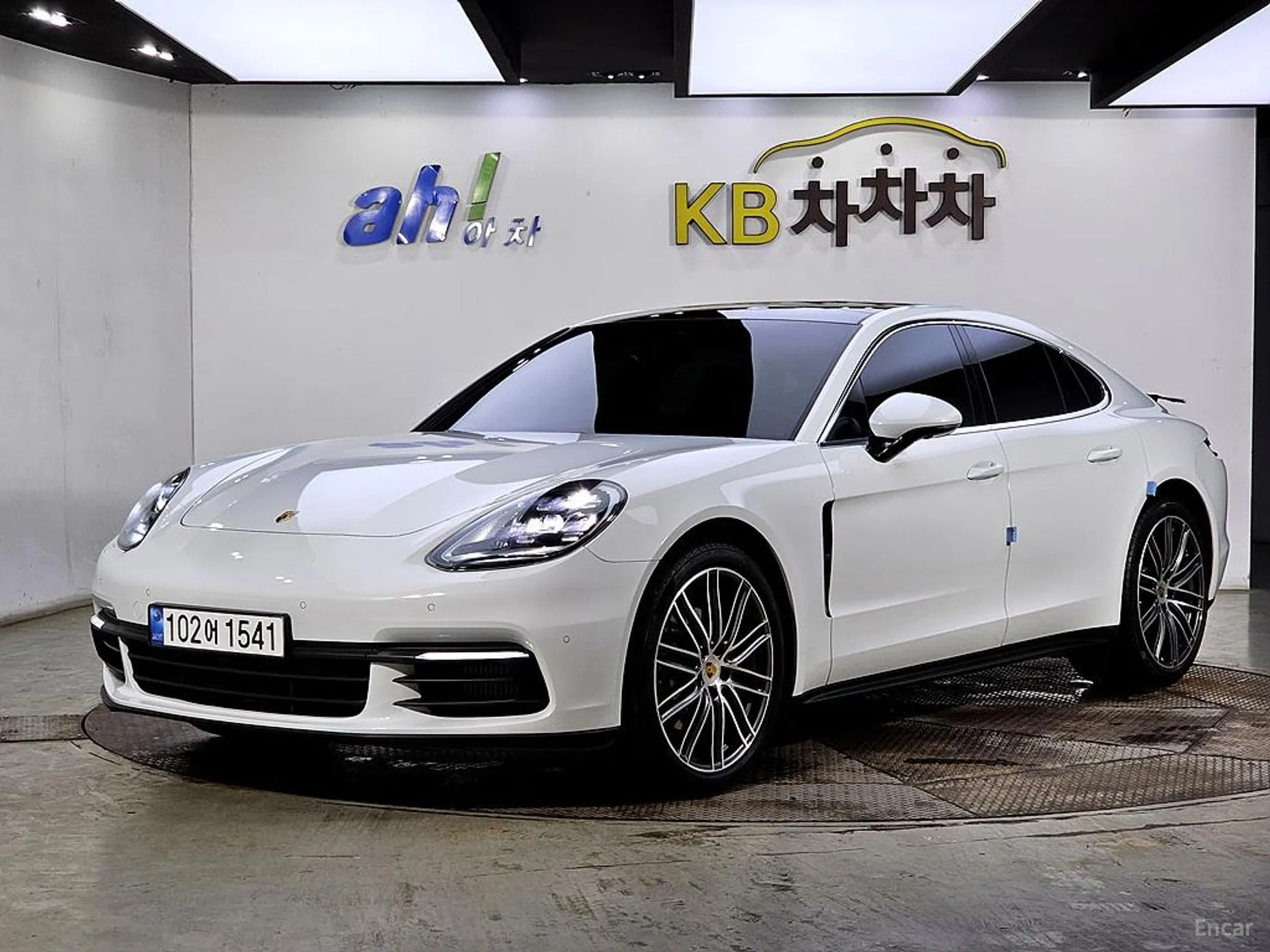 Porsche Panamera (971)