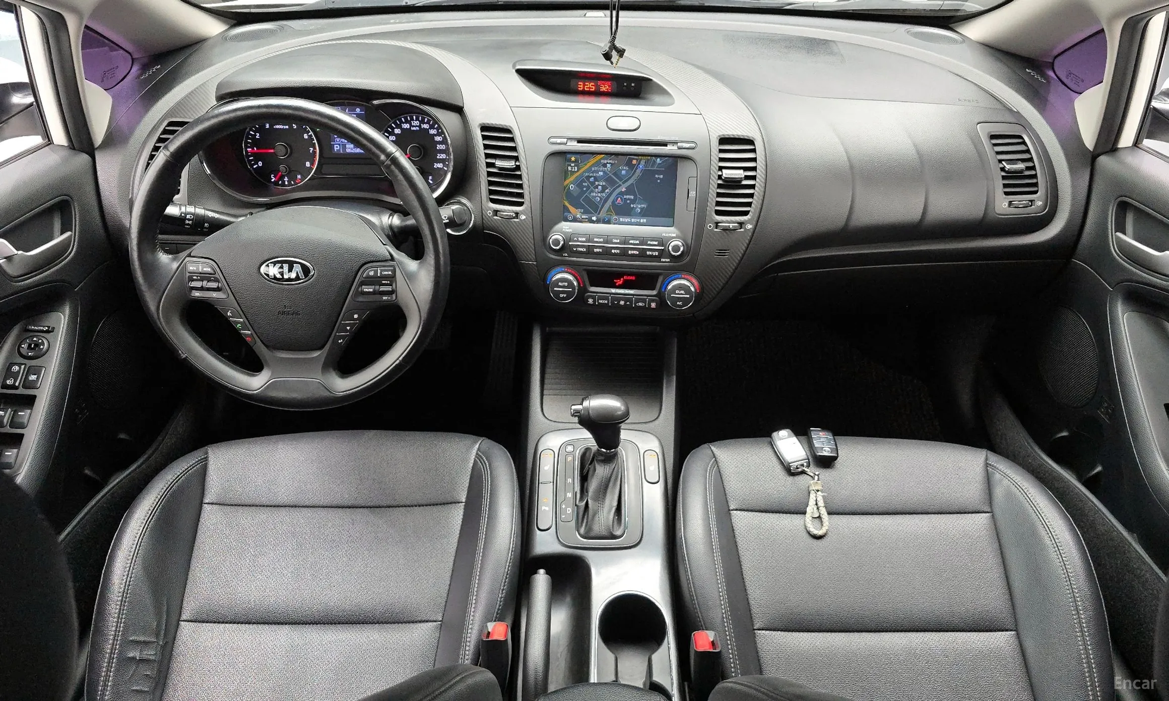Kia K3 превью 4