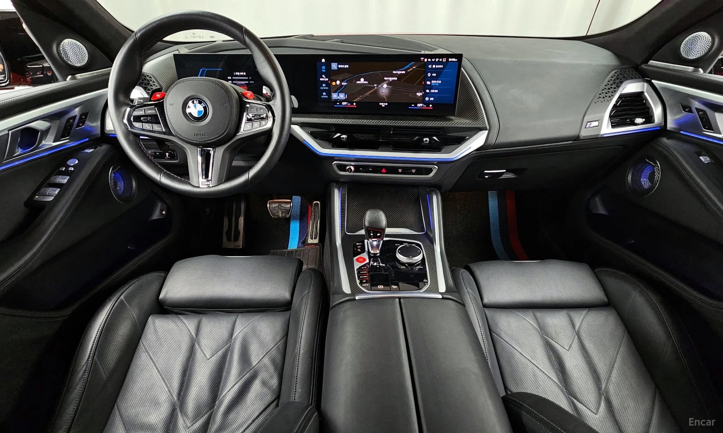 BMW XM (G09) превью 4