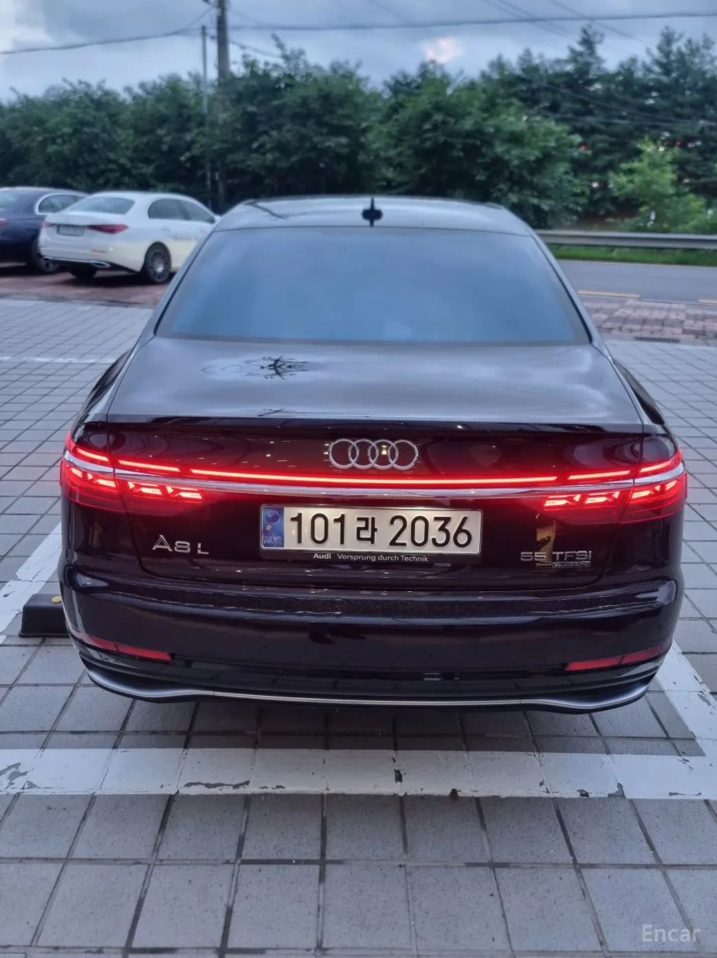 Audi A8 (D5)