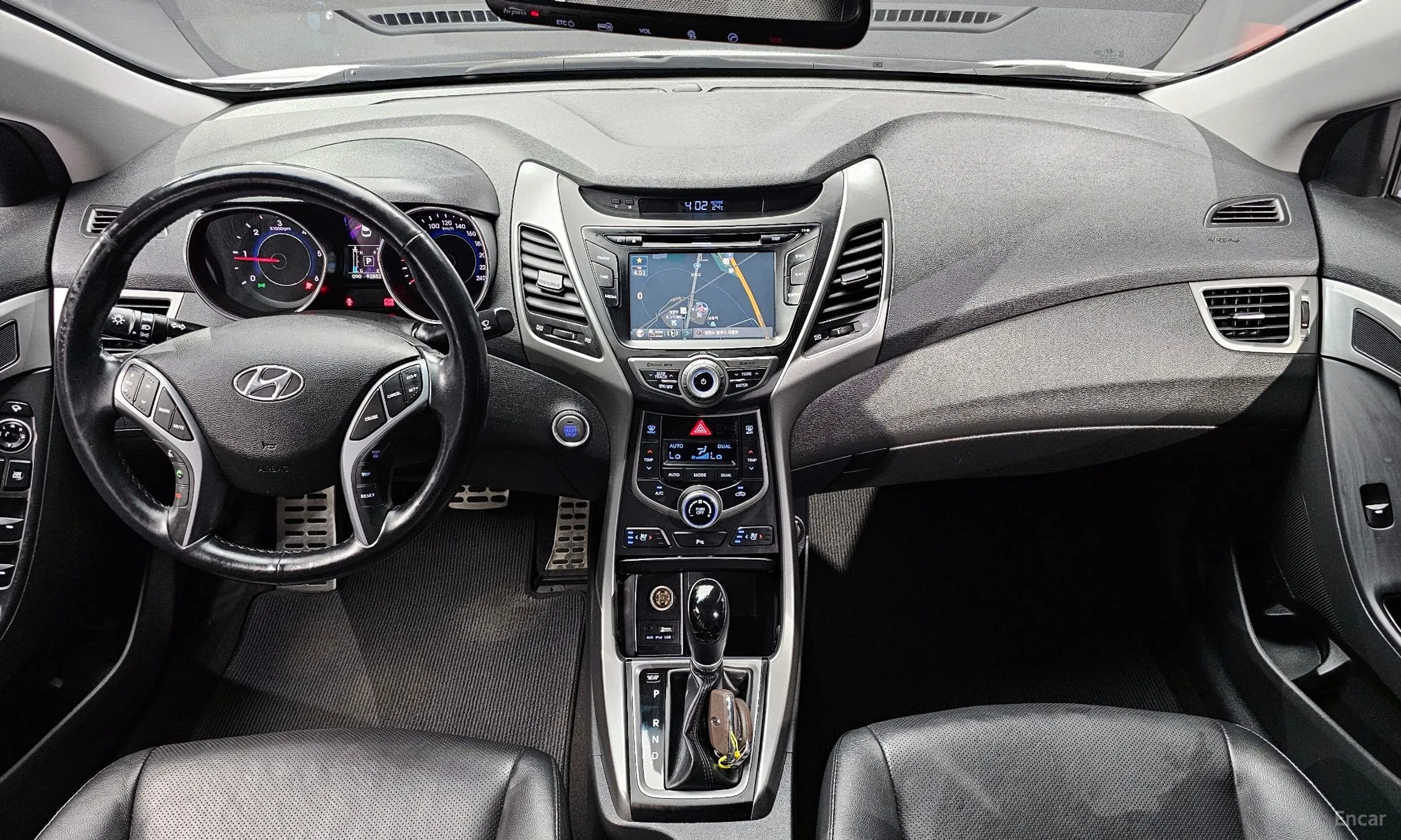 Hyundai Avante превью 4