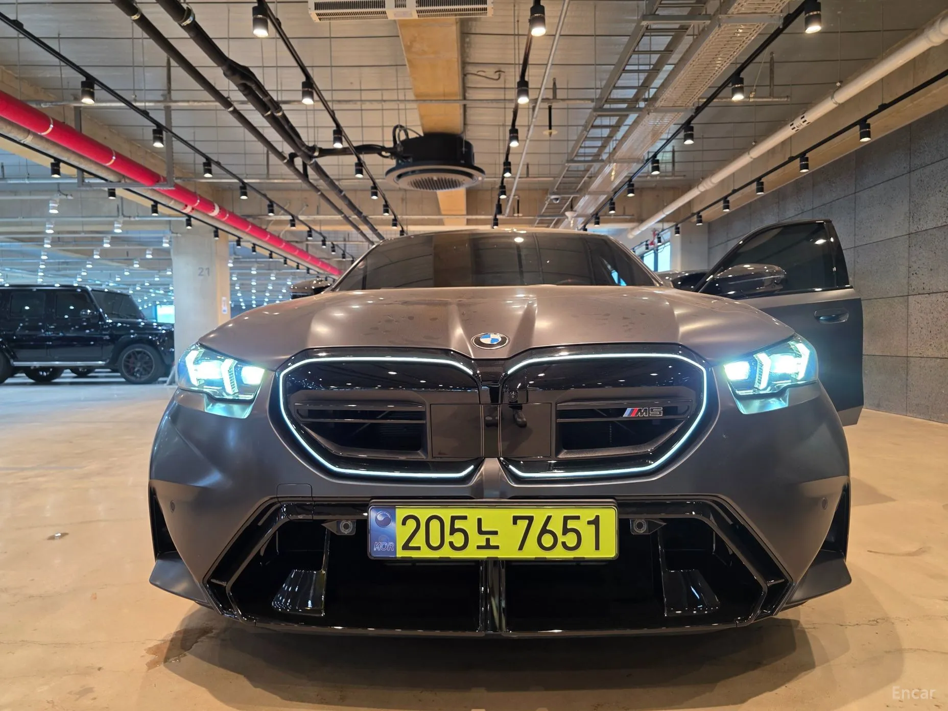 BMW M5 (G90)