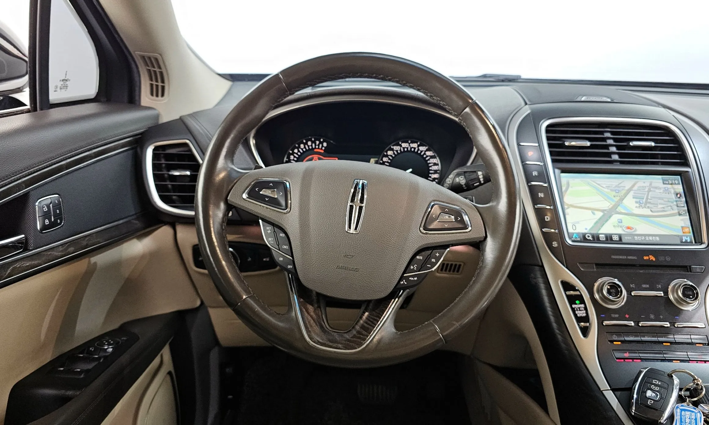 Lincoln MKX 2nd Generation превью 13