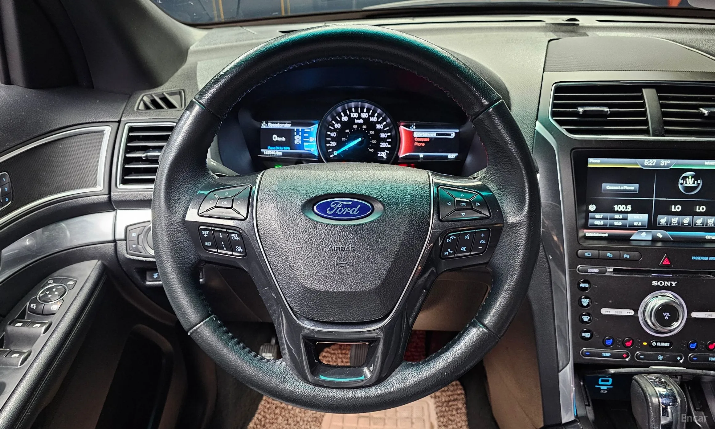 Ford Explorer превью 13