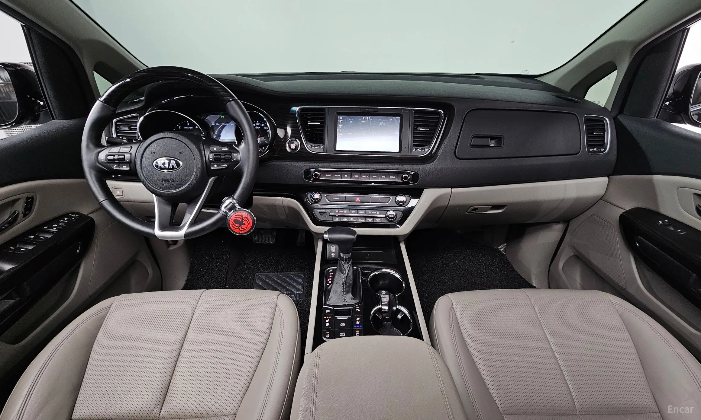 Kia Carnival превью 4