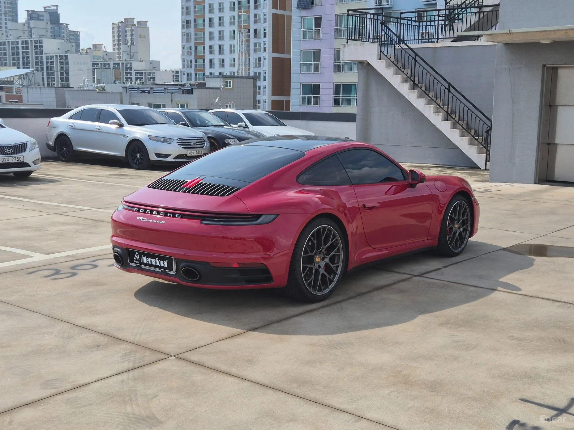 Porsche 911 (992) превью 3