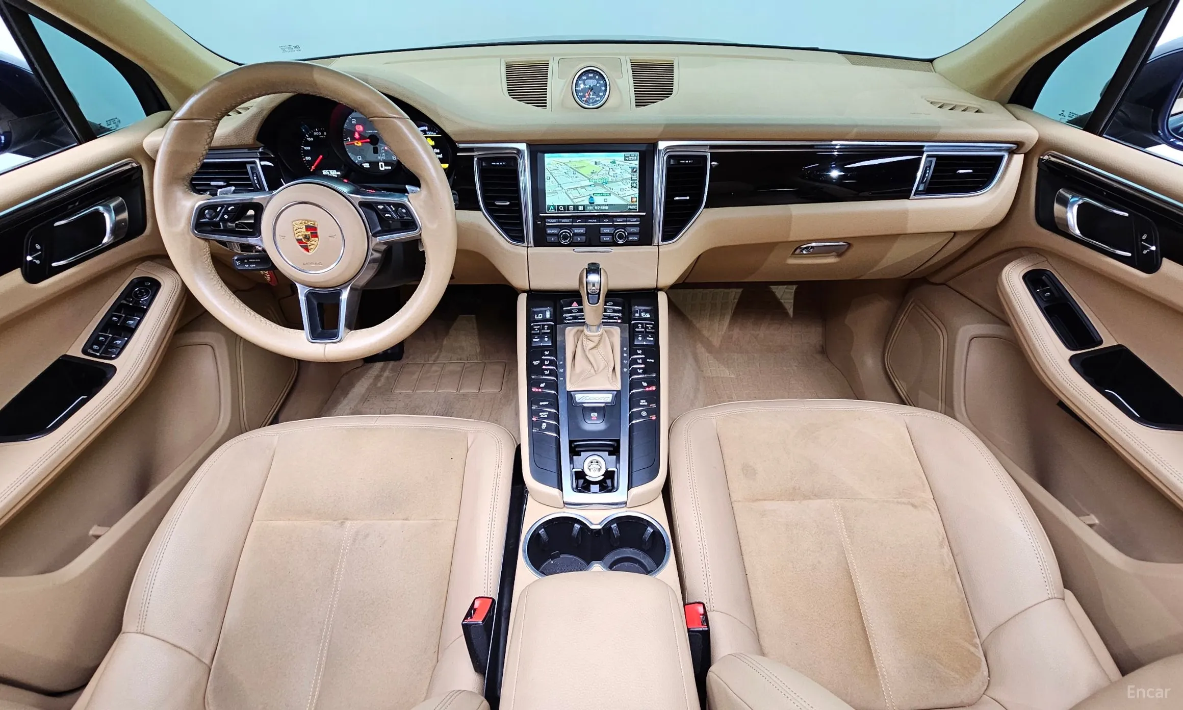 Porsche Macan превью 4