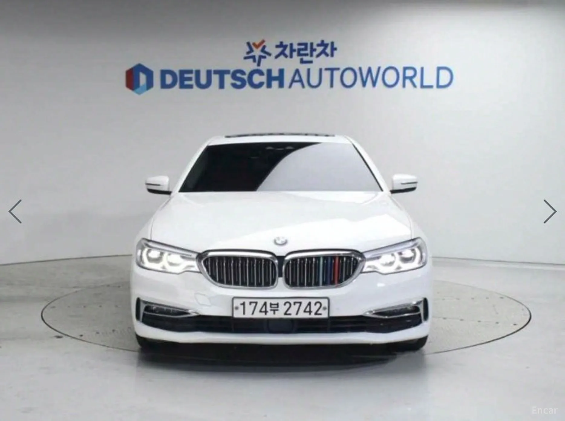 BMW 5 Series (G30) превью 2