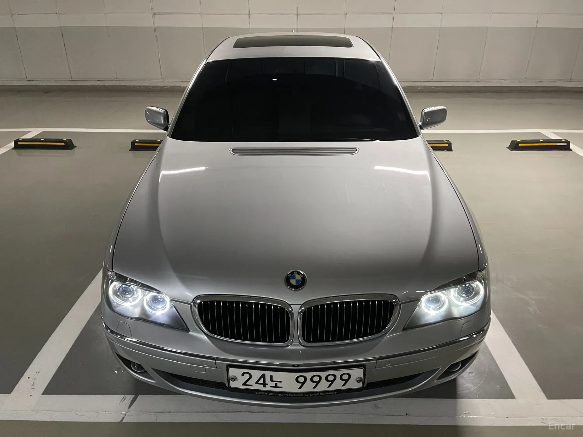 BMW 7 Series (E65)
