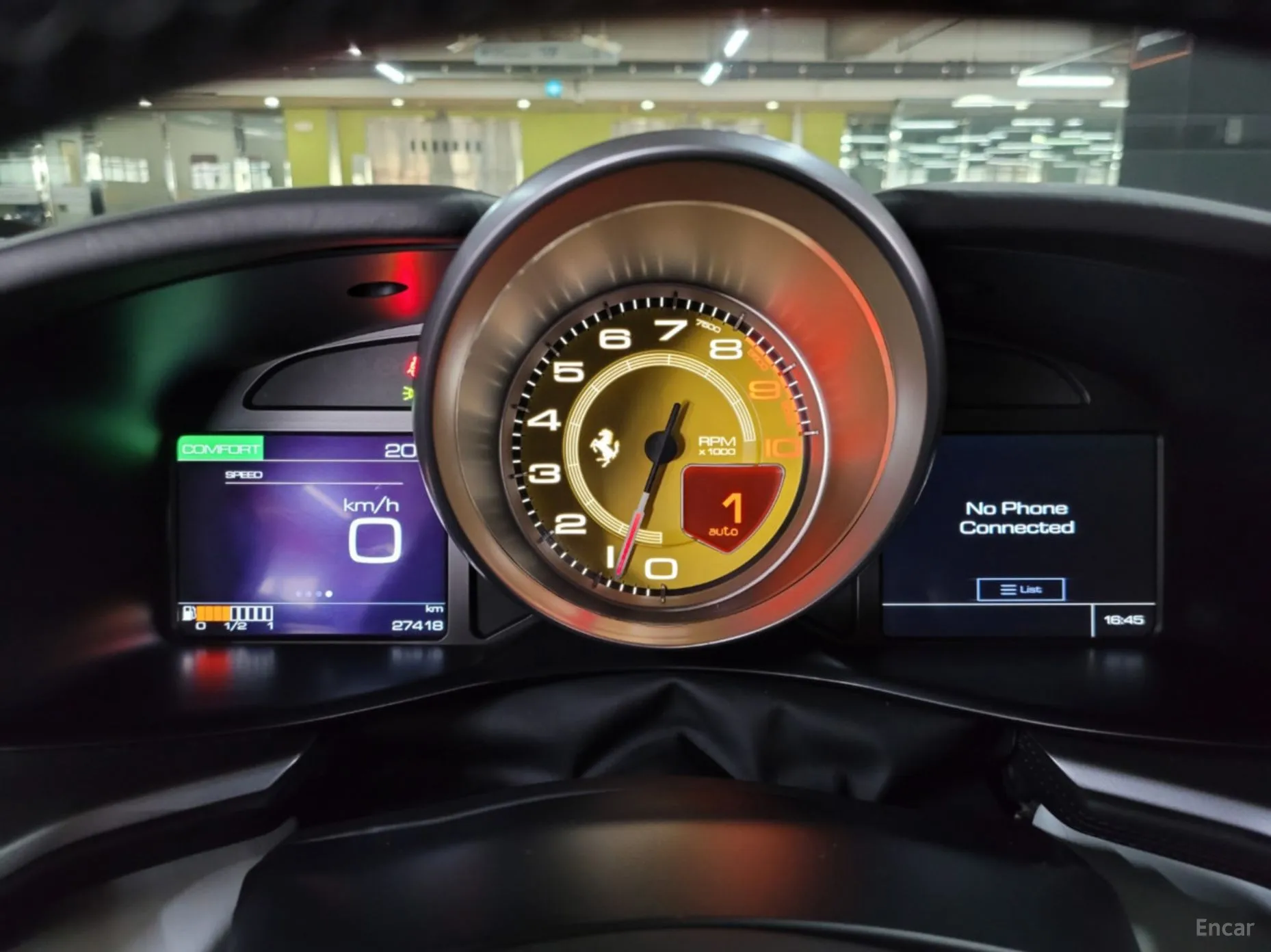 Ferrari GTC4 Rousseau превью 8