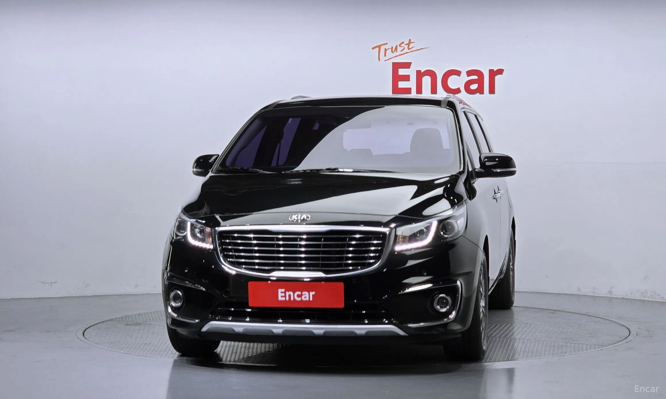 Kia Carnival превью 2