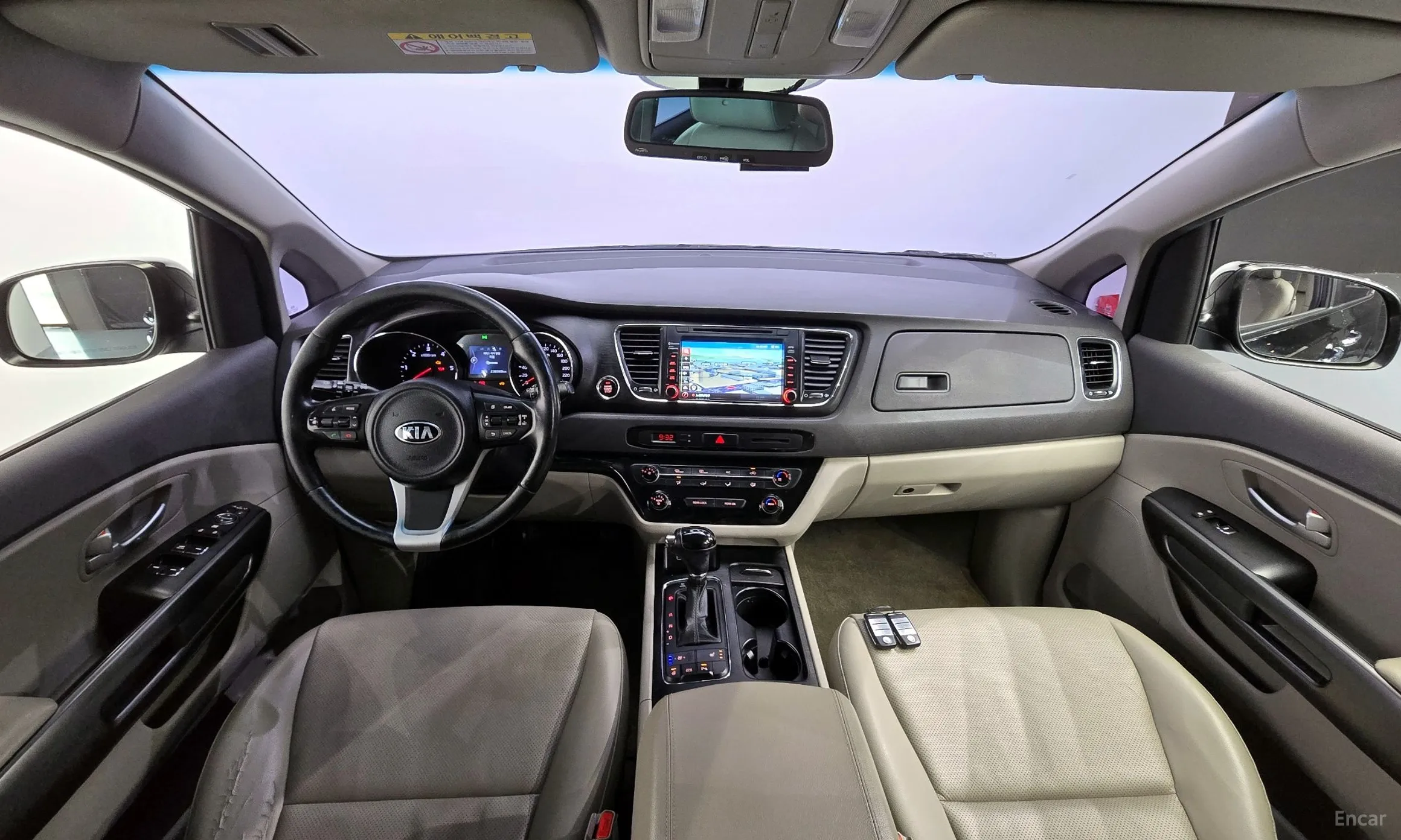 Kia Carnival превью 4