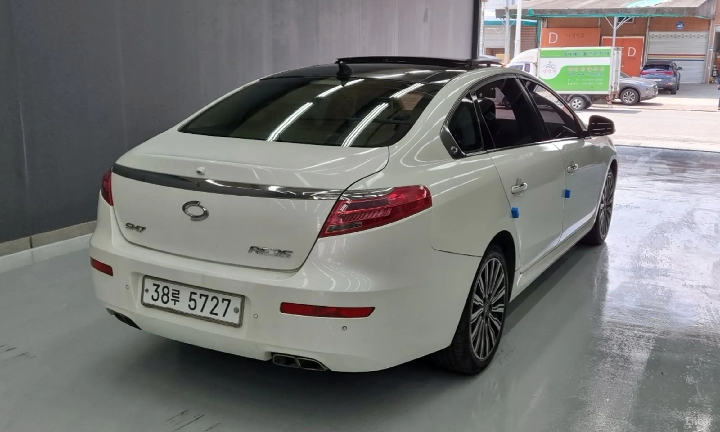 Renault Korea (Samsung) SM7
