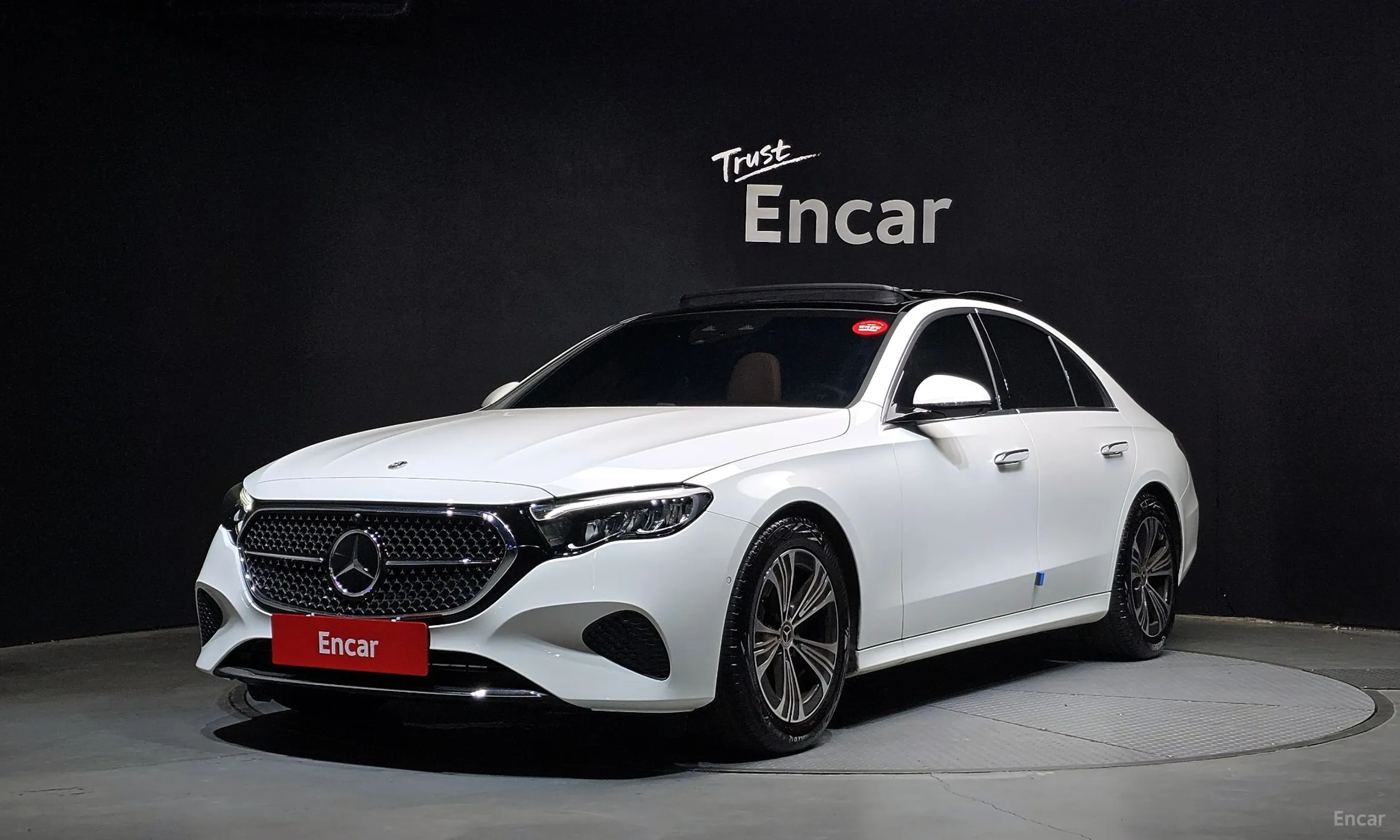 E-Class W214