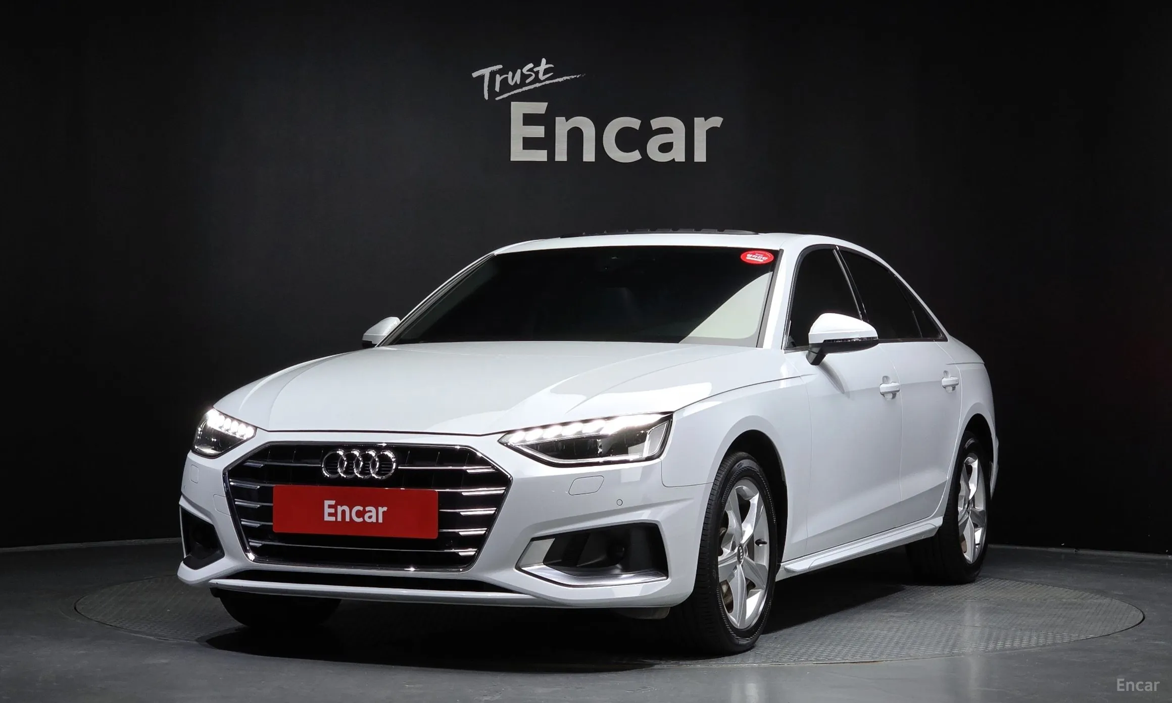 Audi A4 (B9)