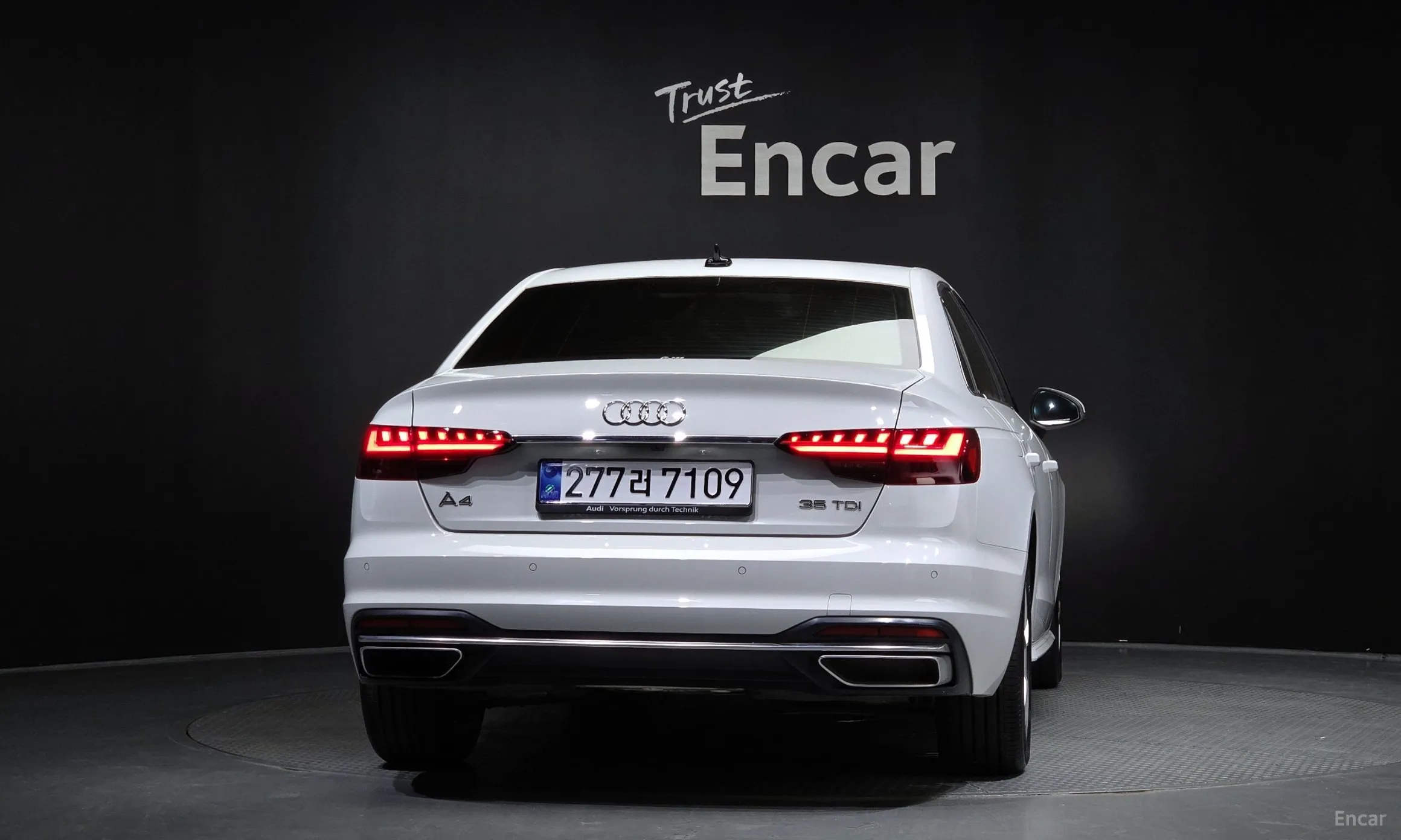 Audi A4 (B9) превью 3