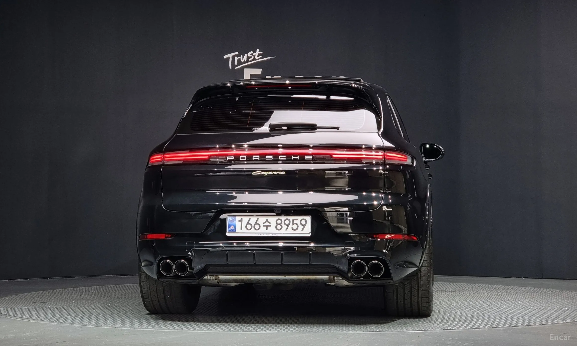 Porsche Cayenne (PO536) превью 3