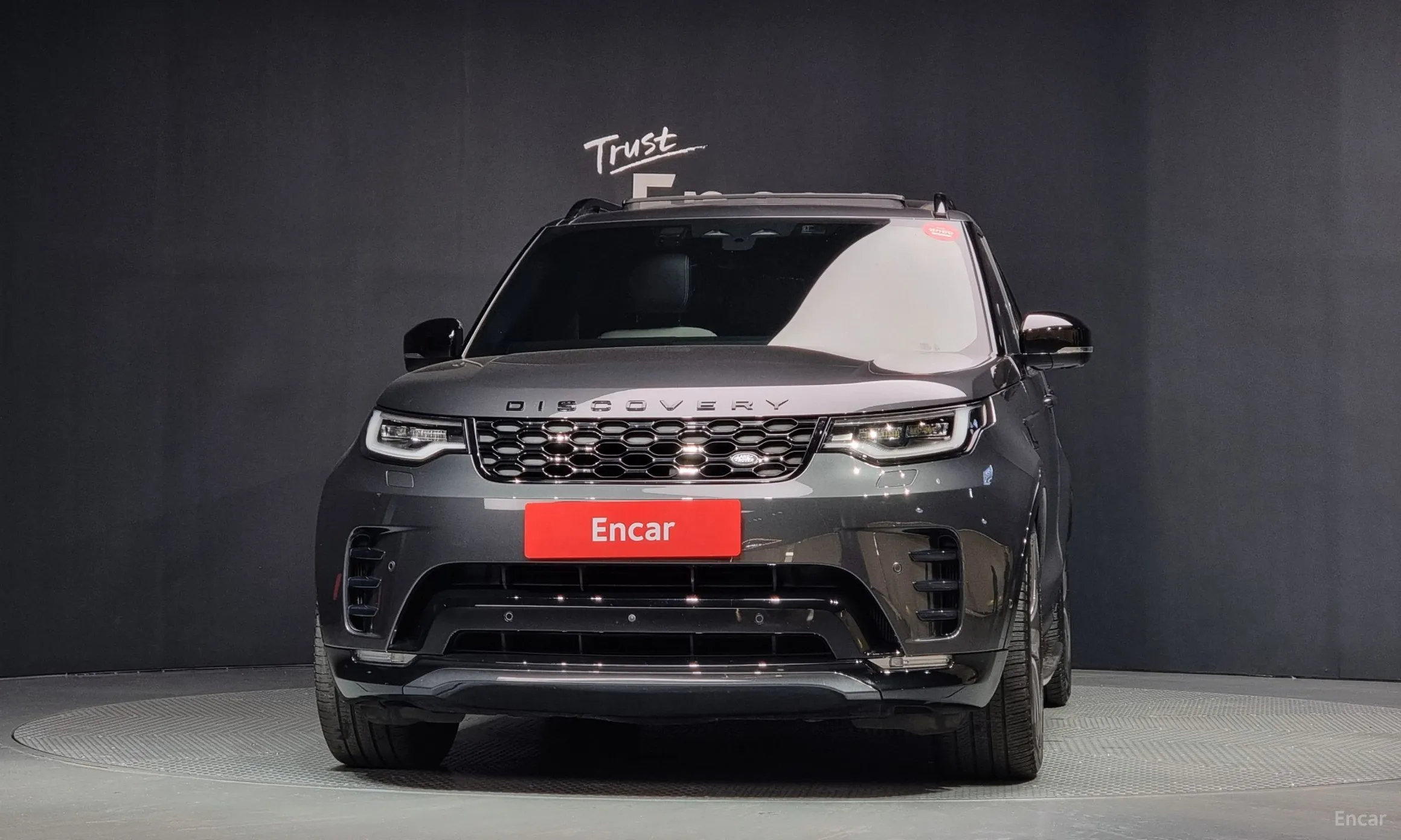 Land Rover Discovery 5 превью 2