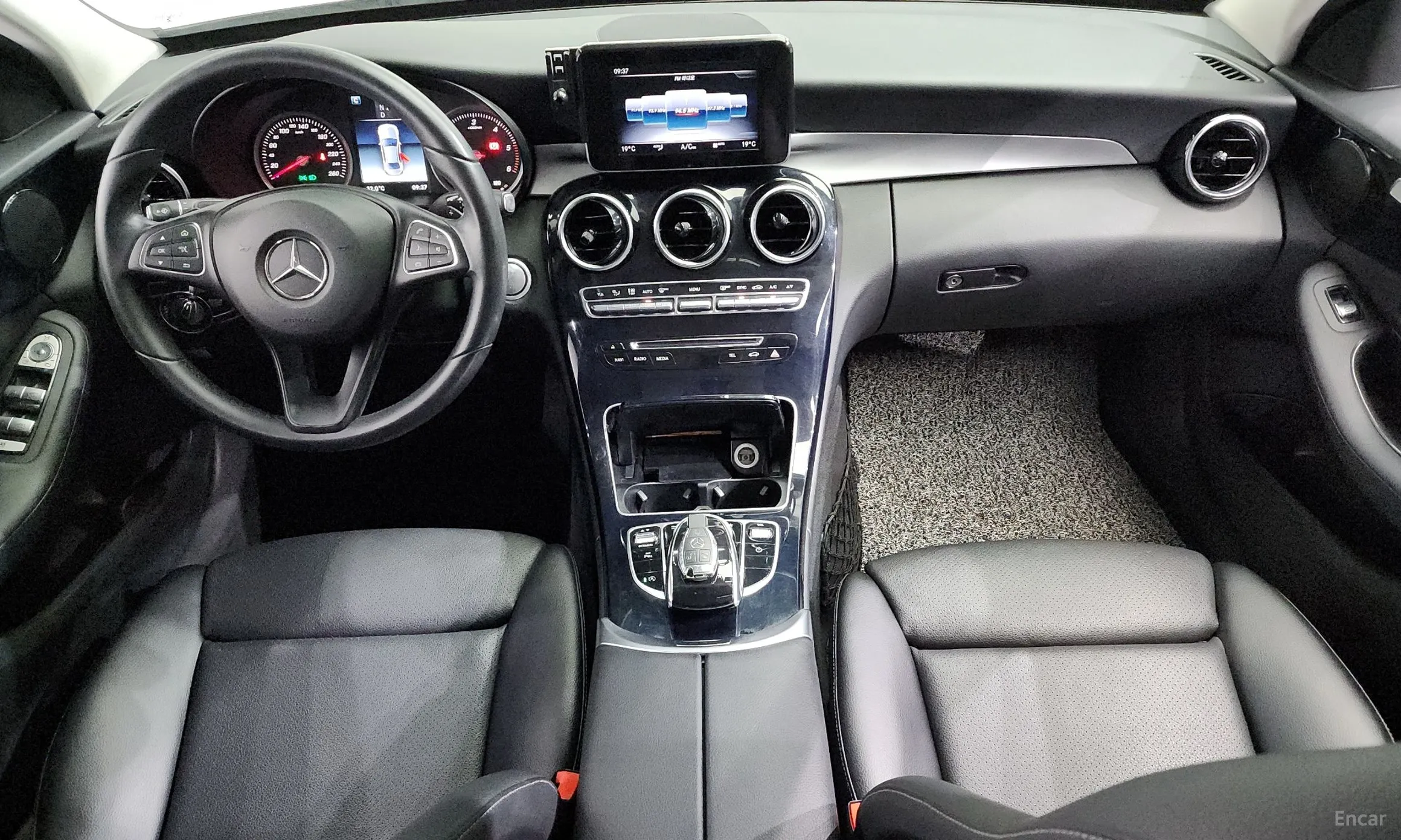 Mercedes Benz C-Class W205 превью 4