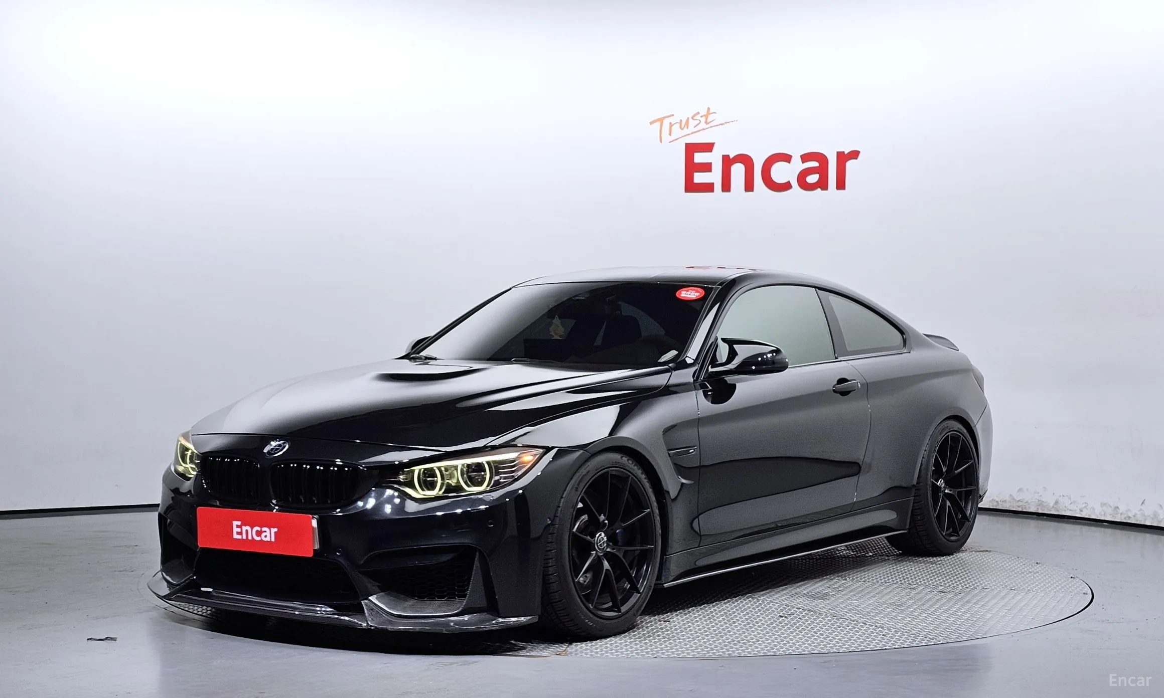 BMW M4 (F82)