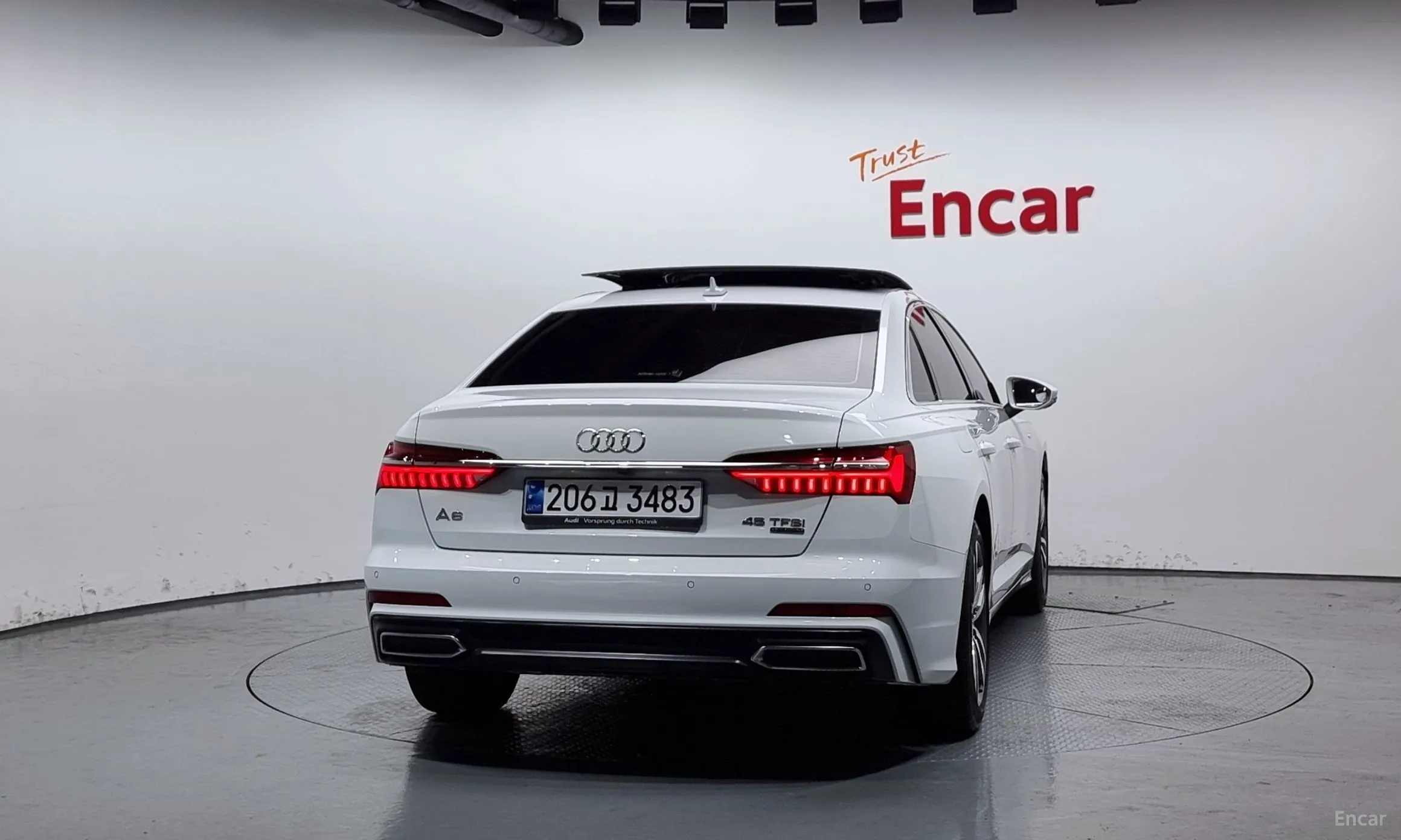 Audi A6 (C8) превью 3