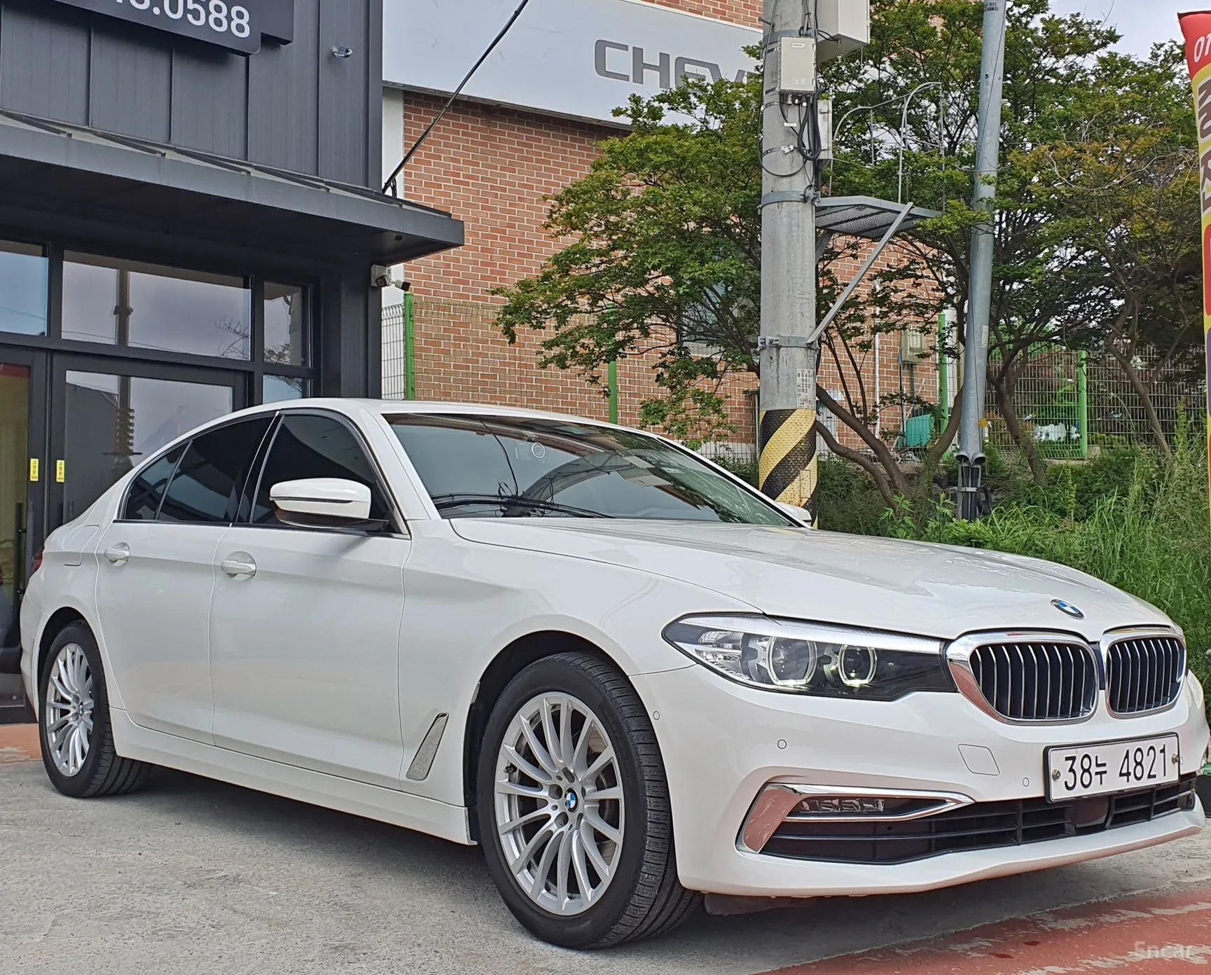 BMW 5 Series (G30) превью 3