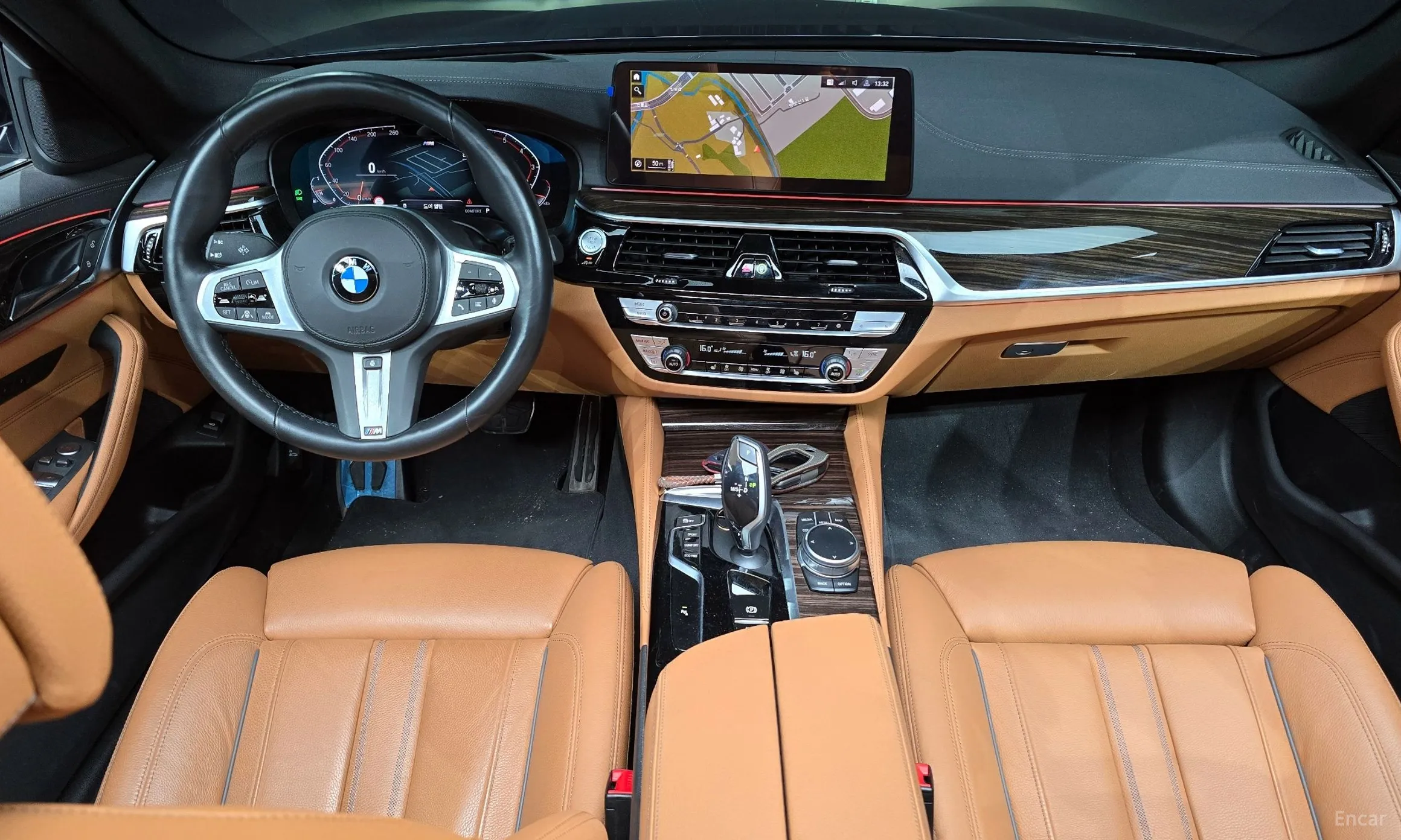 BMW 5 Series (G30) превью 4