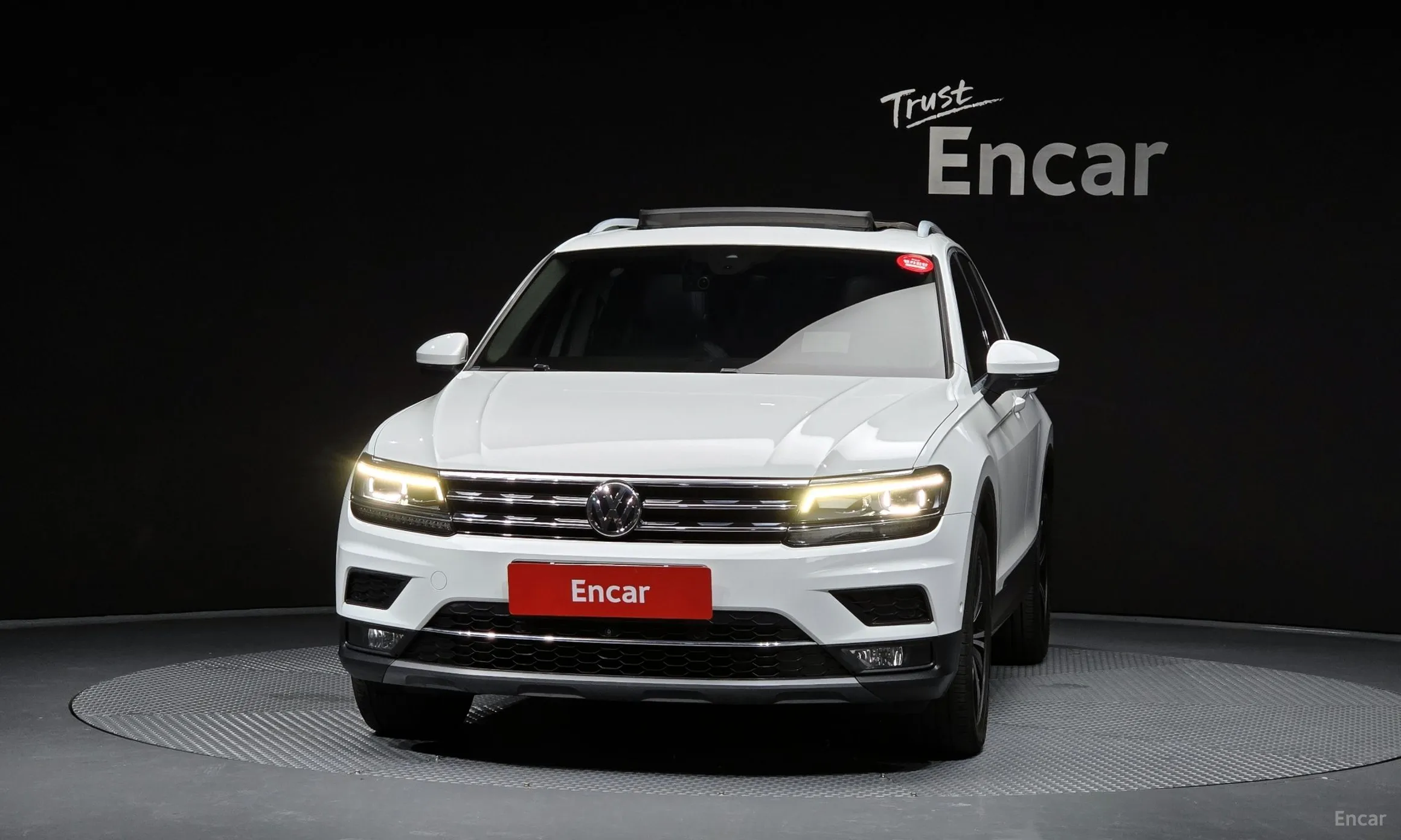 Volkswagen Tiguan 2nd Generation превью 2