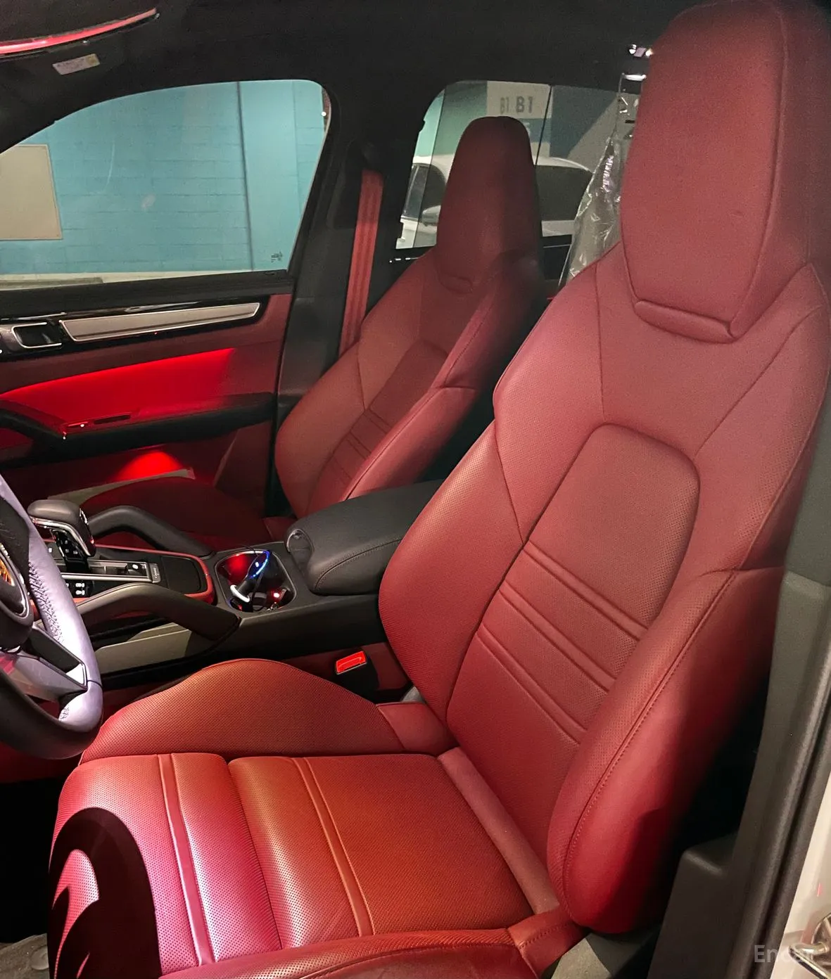 Porsche Cayenne (PO536) превью 2