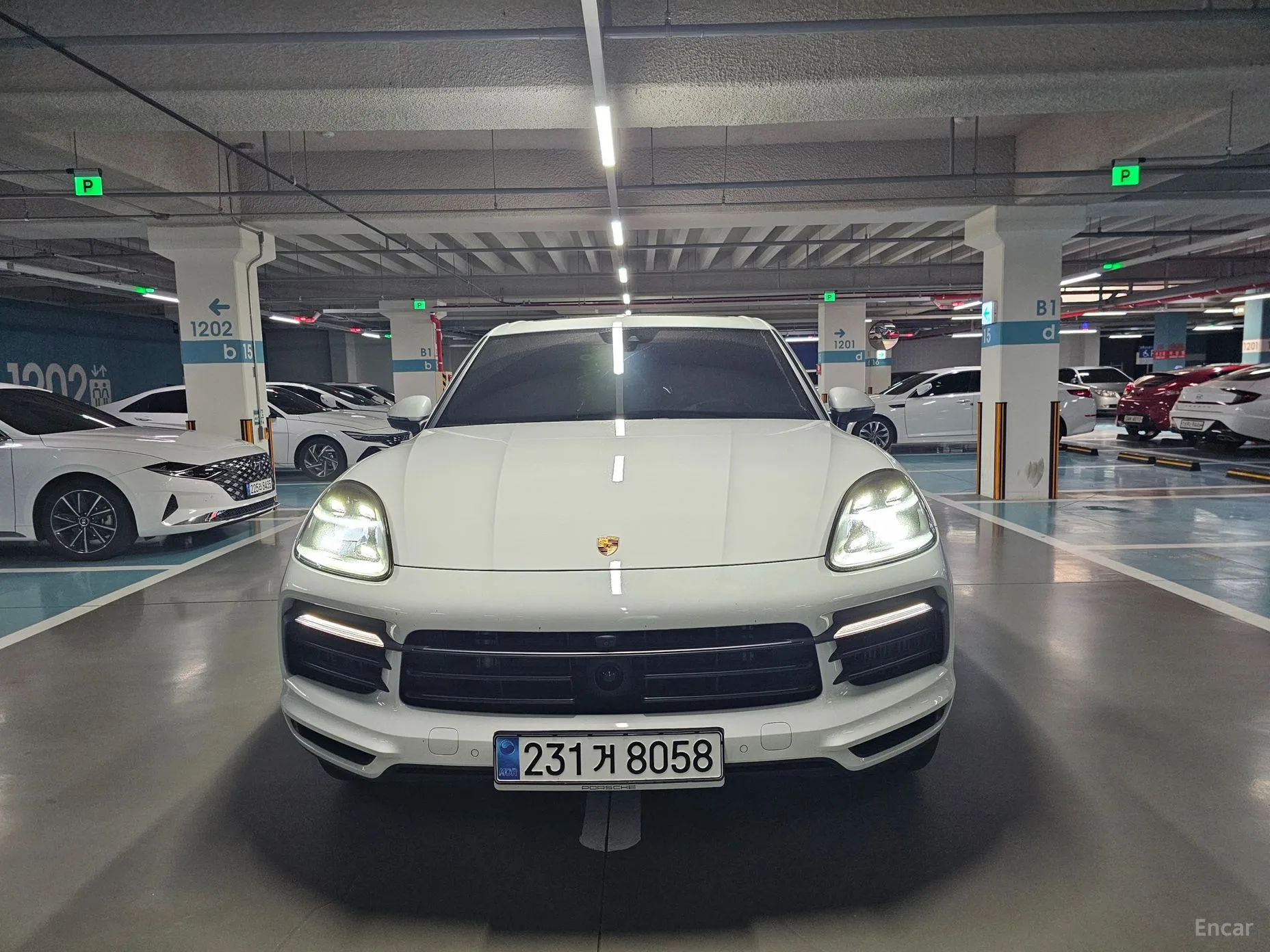 Porsche Cayenne (PO536) превью 4
