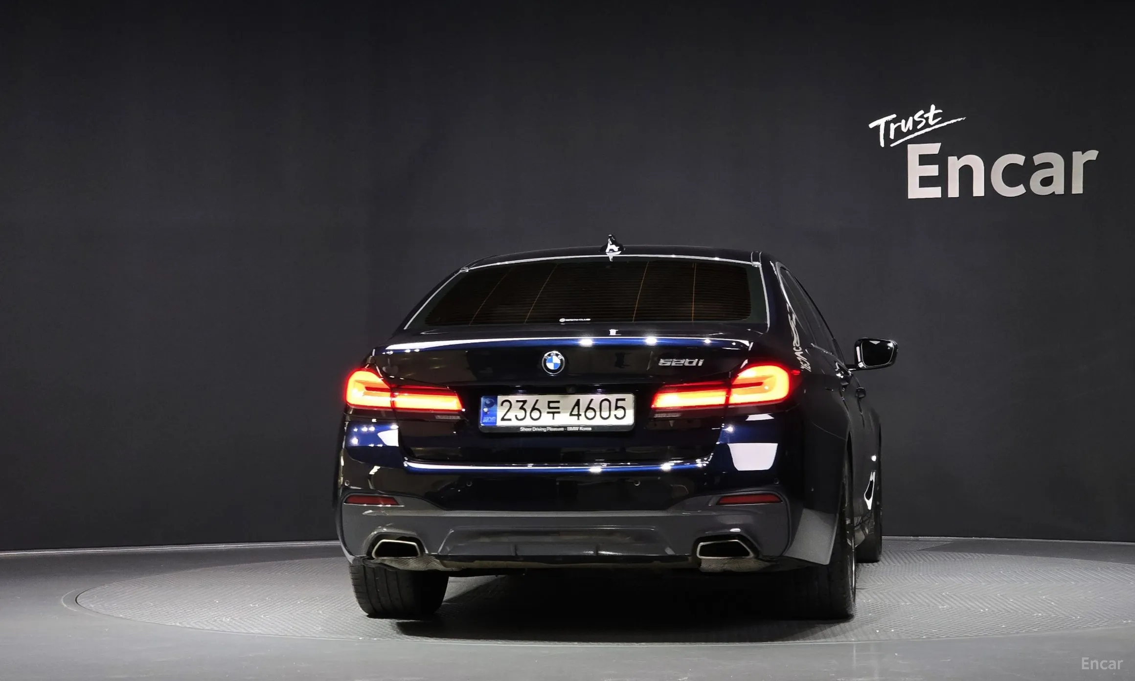 BMW 5 Series (G30) превью 3
