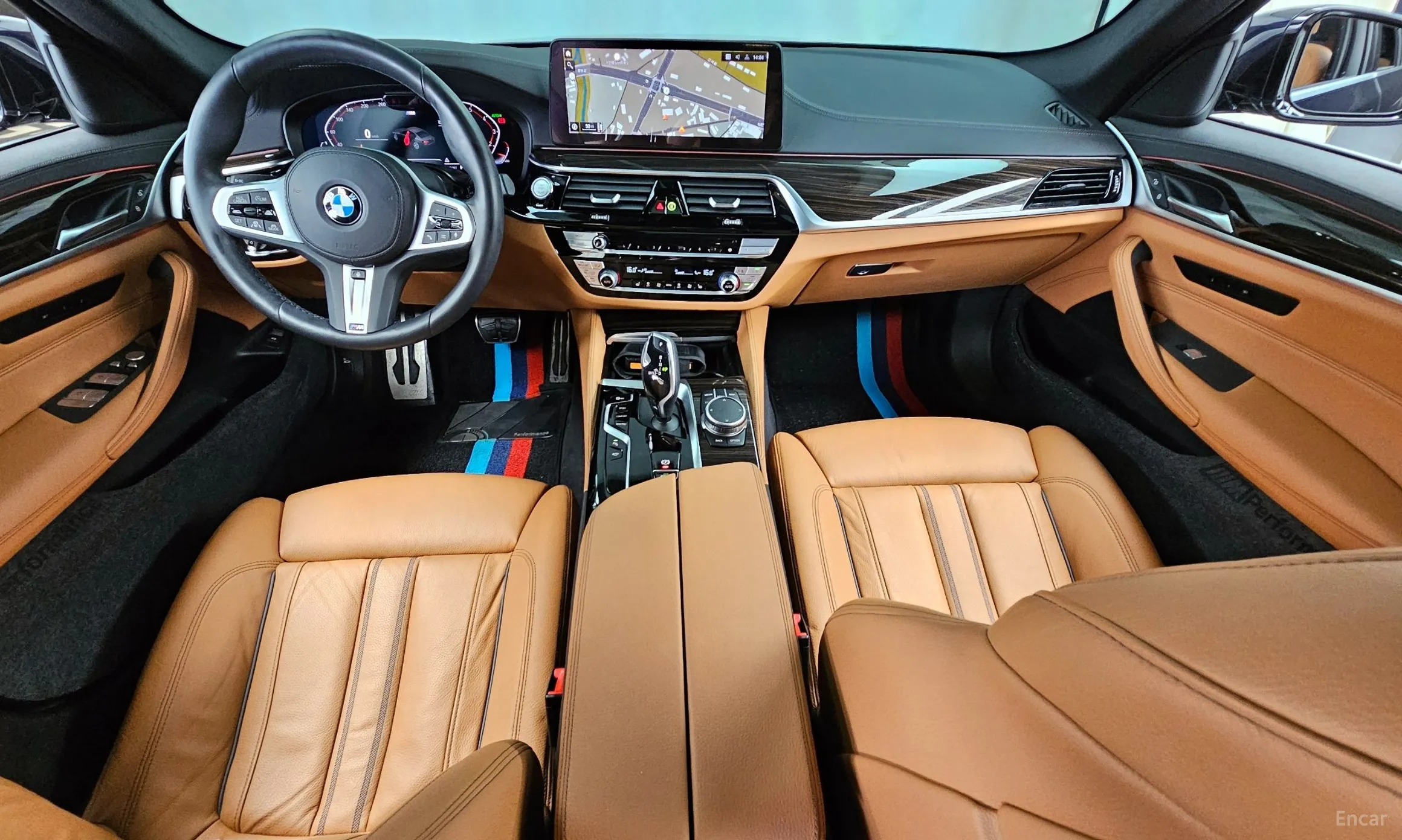 BMW 5 Series (G30) превью 4