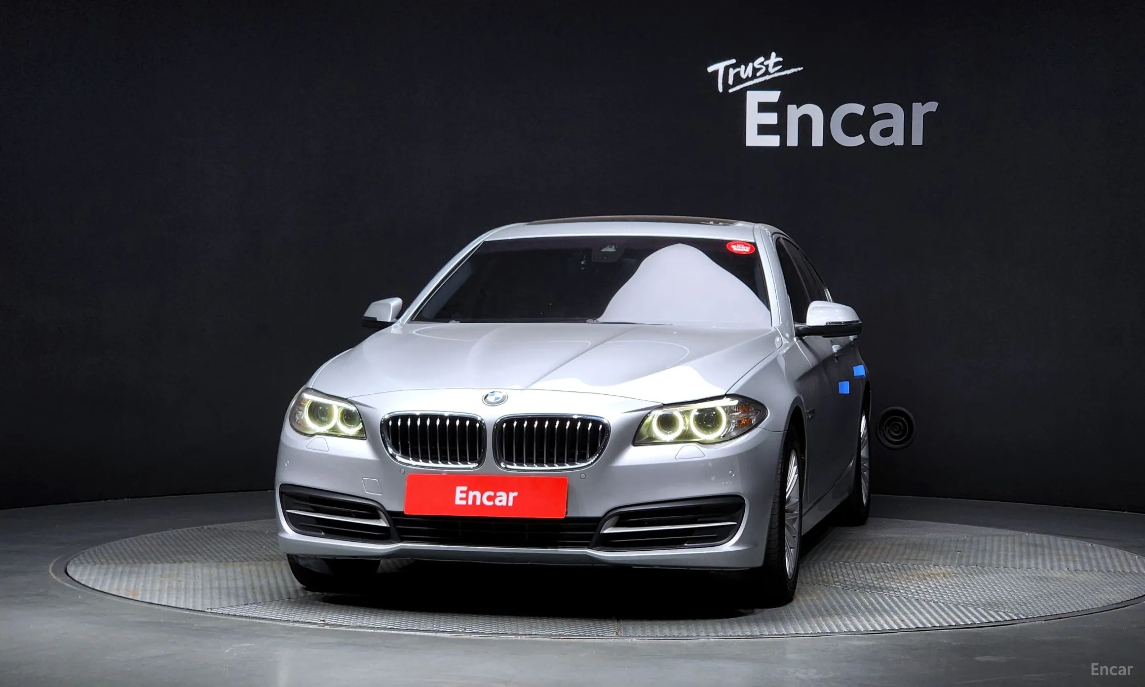 BMW 5 Series (F10) превью 2