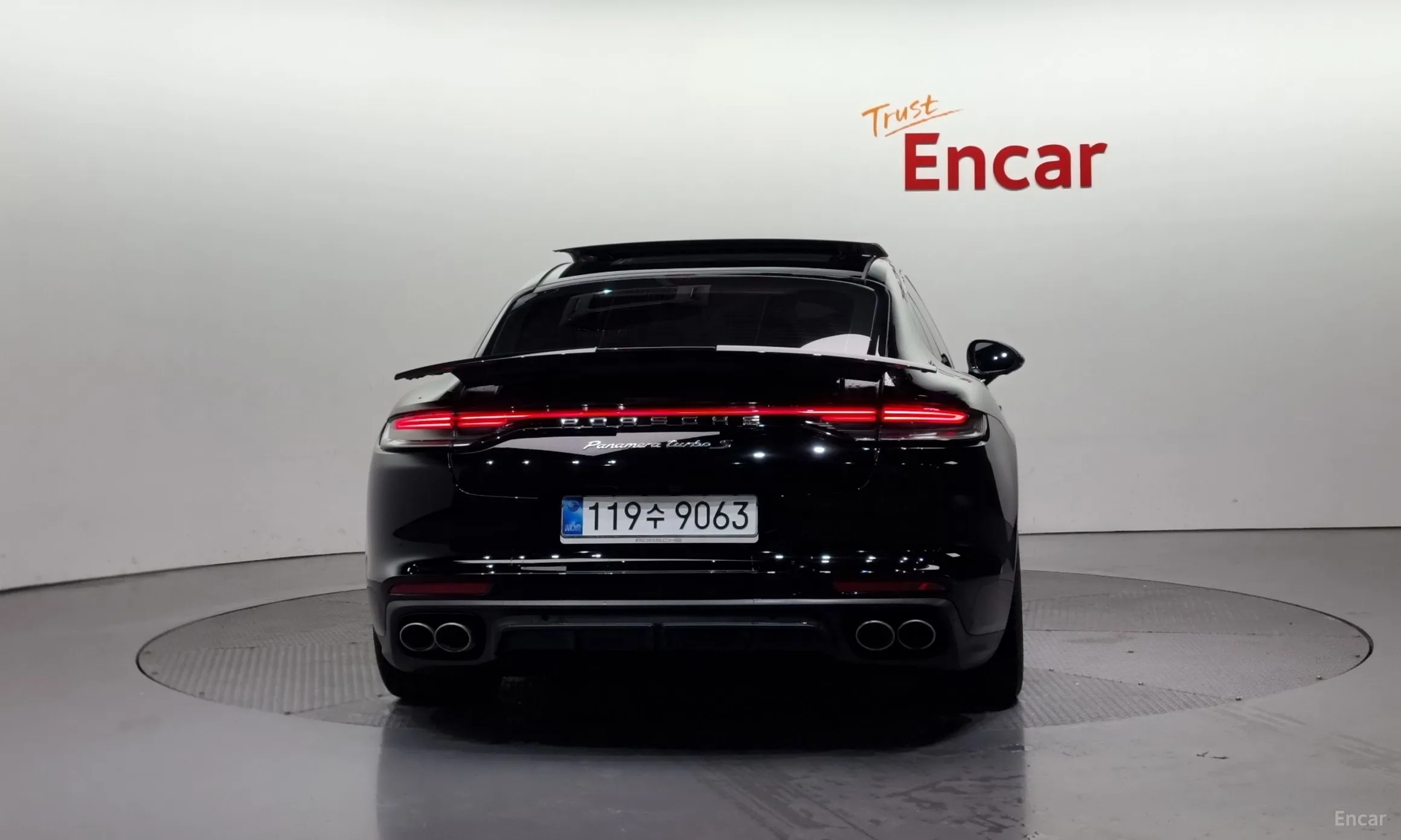Porsche Panamera (971) превью 3