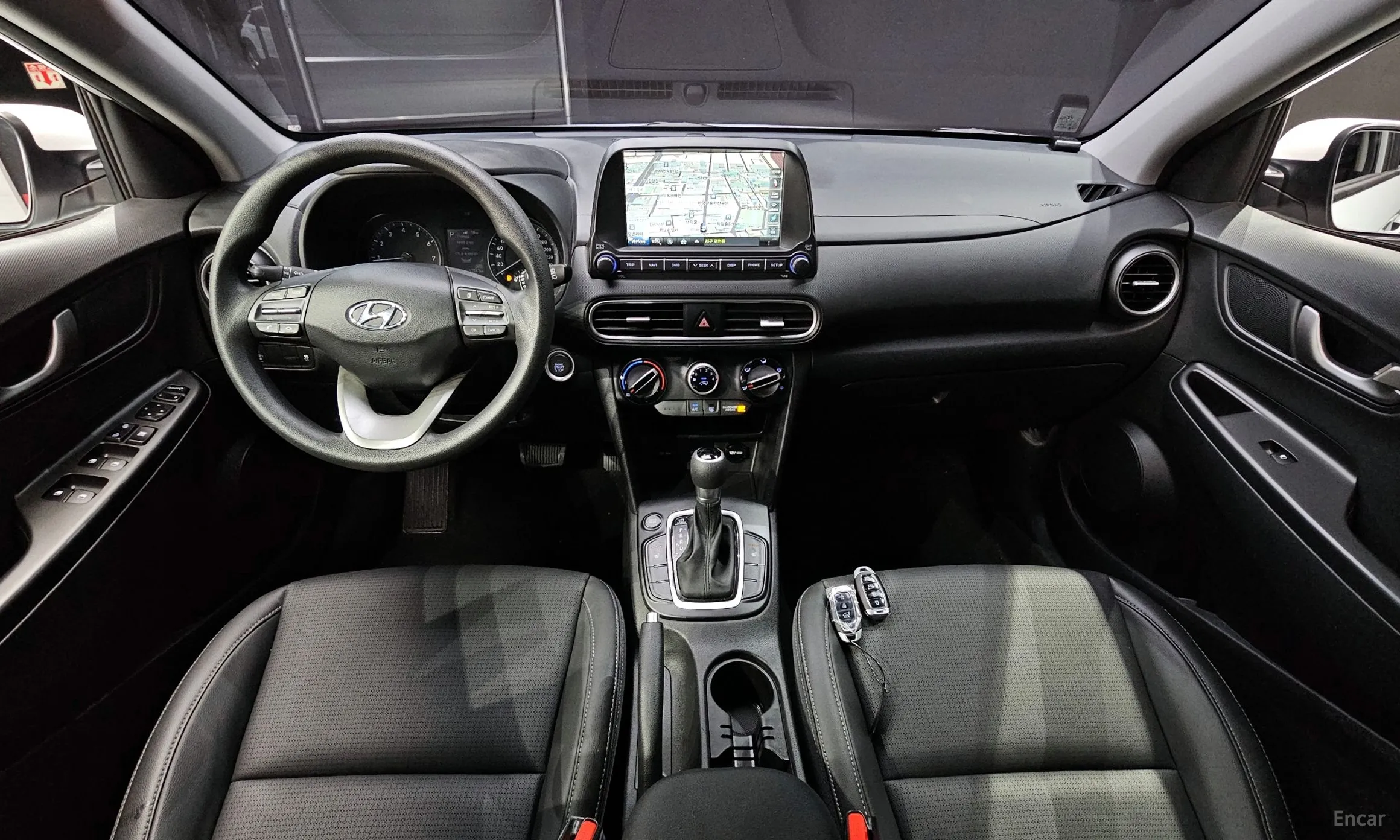 Hyundai Kona превью 4