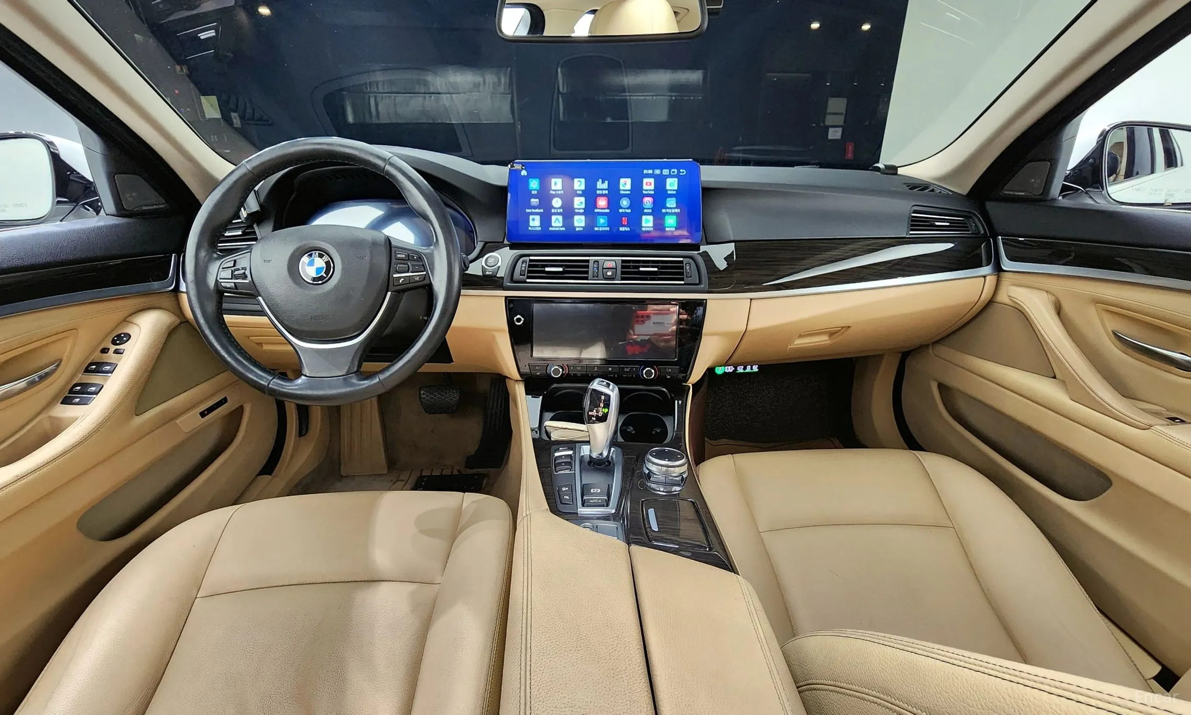 BMW 5 Series (F10) превью 4