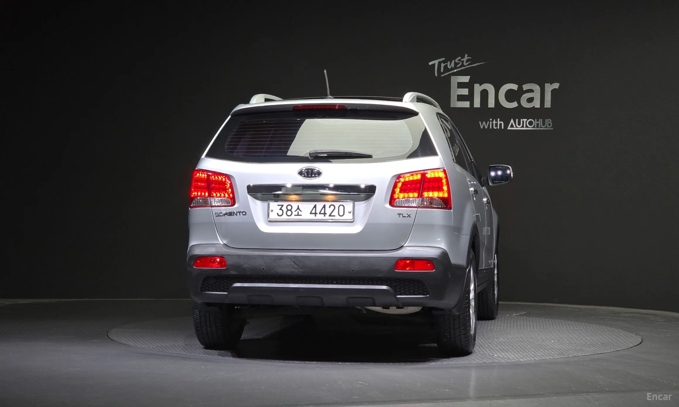 Kia Sorrento R превью 3