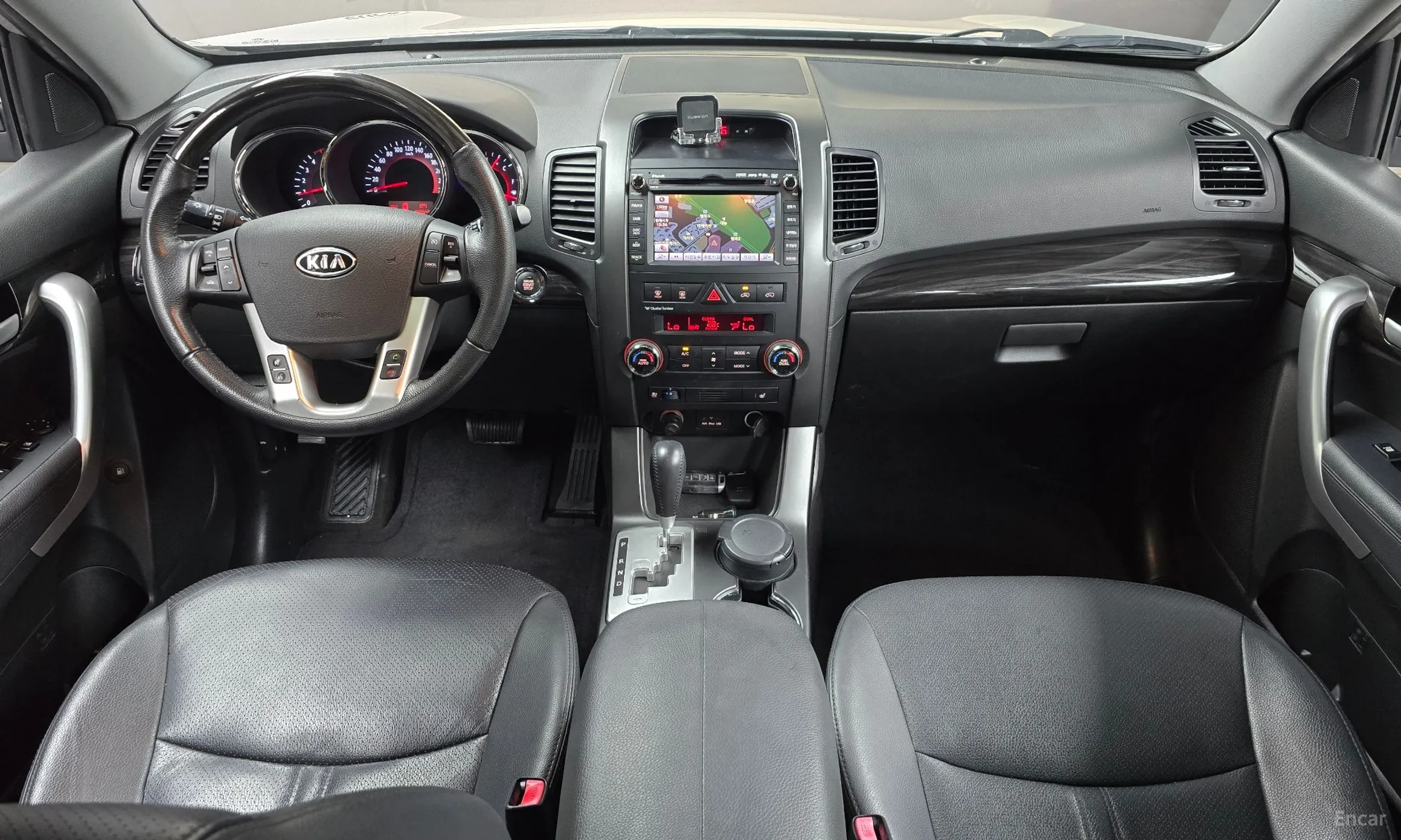Kia Sorrento R превью 4
