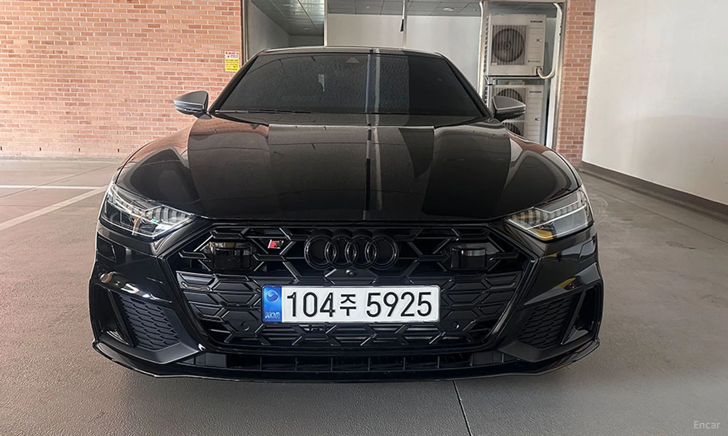 Audi A7 (4K)