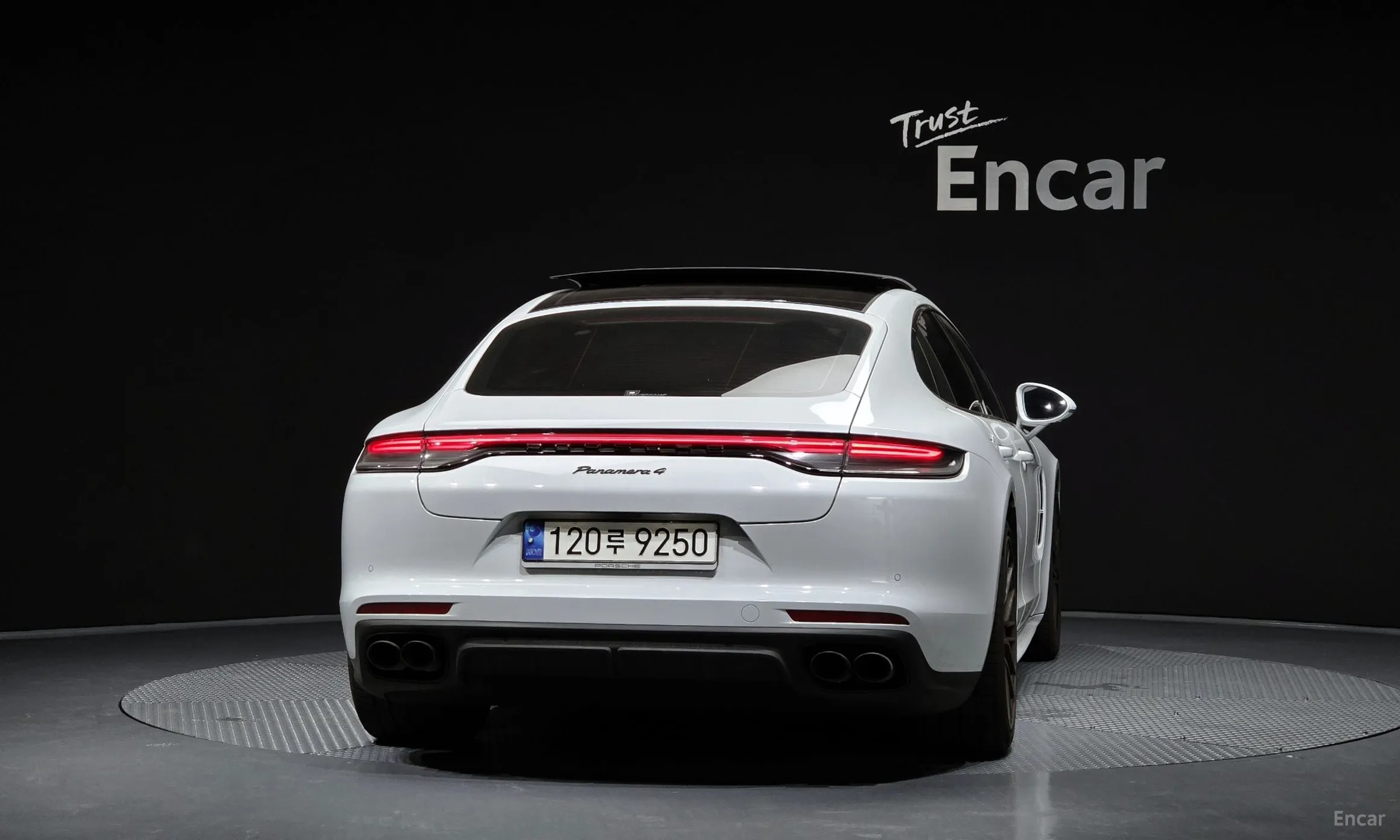 Porsche Panamera (971) превью 3