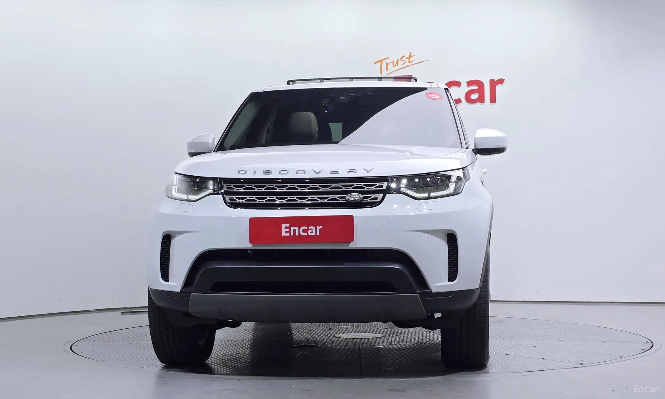 Land Rover Discovery 5 превью 2