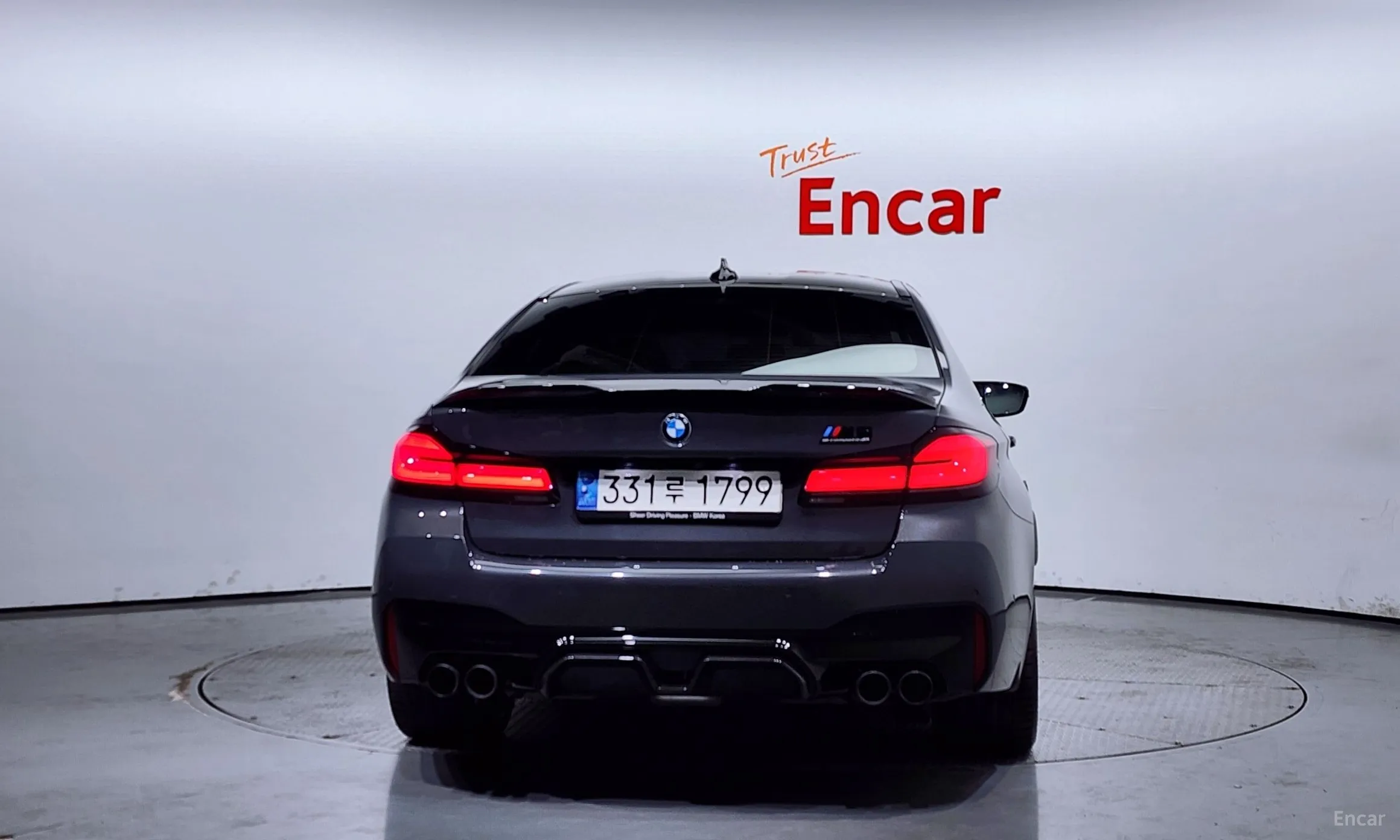 BMW M5 (F90) превью 3
