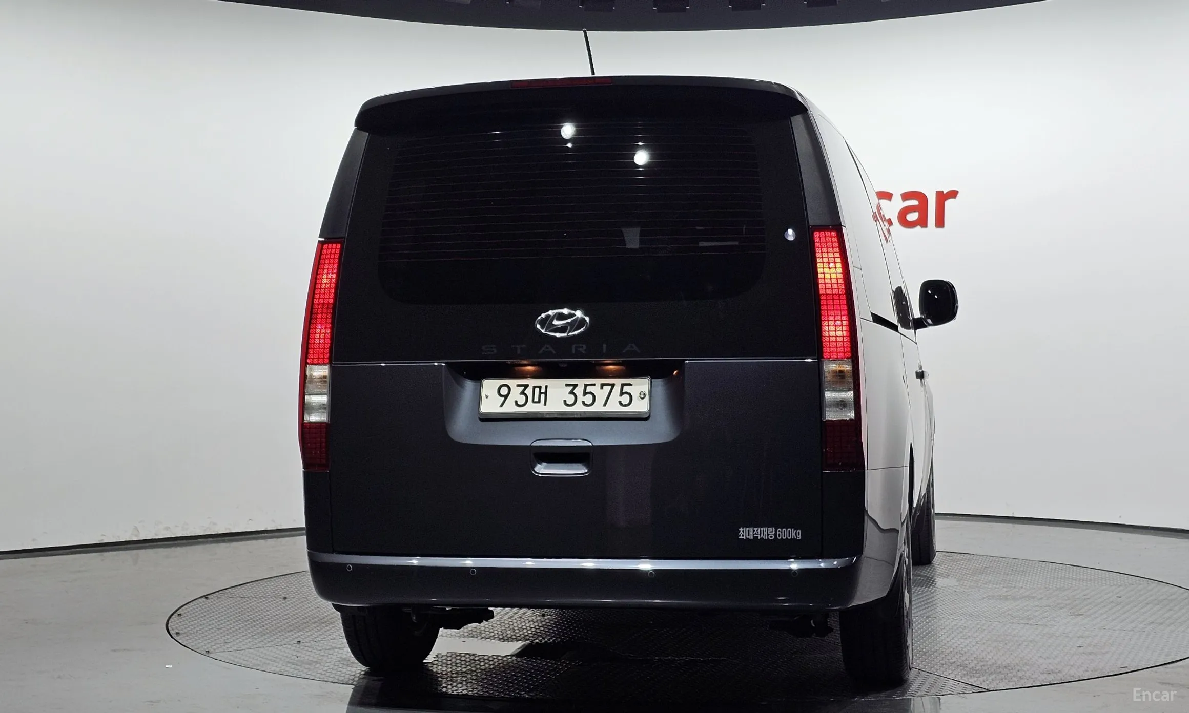 Hyundai Staria превью 3