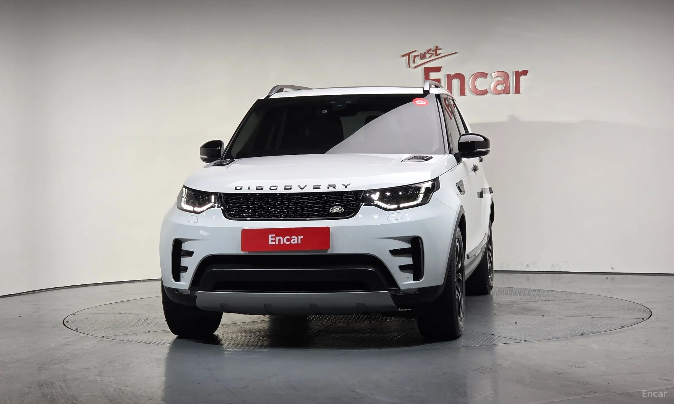 Land Rover Discovery 5 превью 2