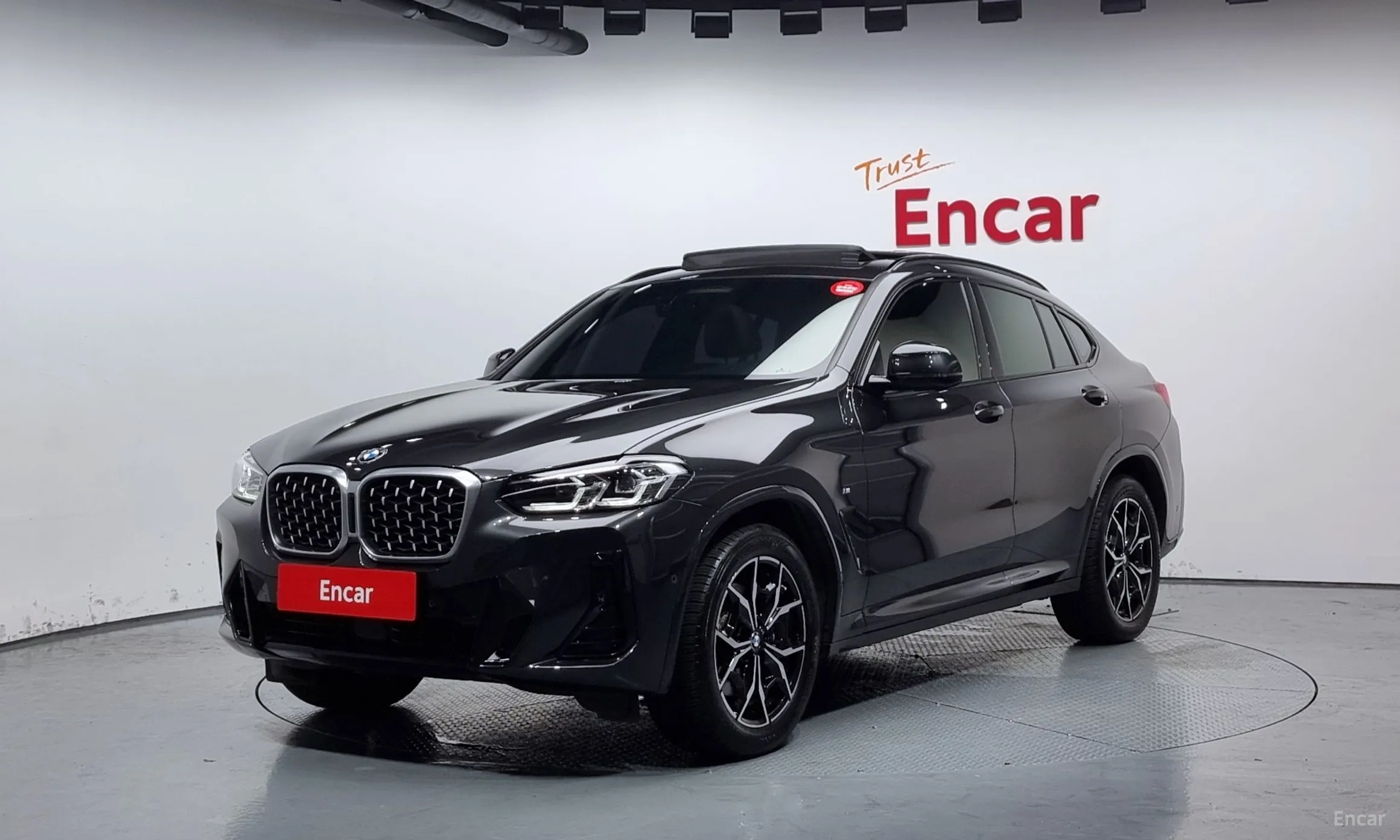 X4 (G02)