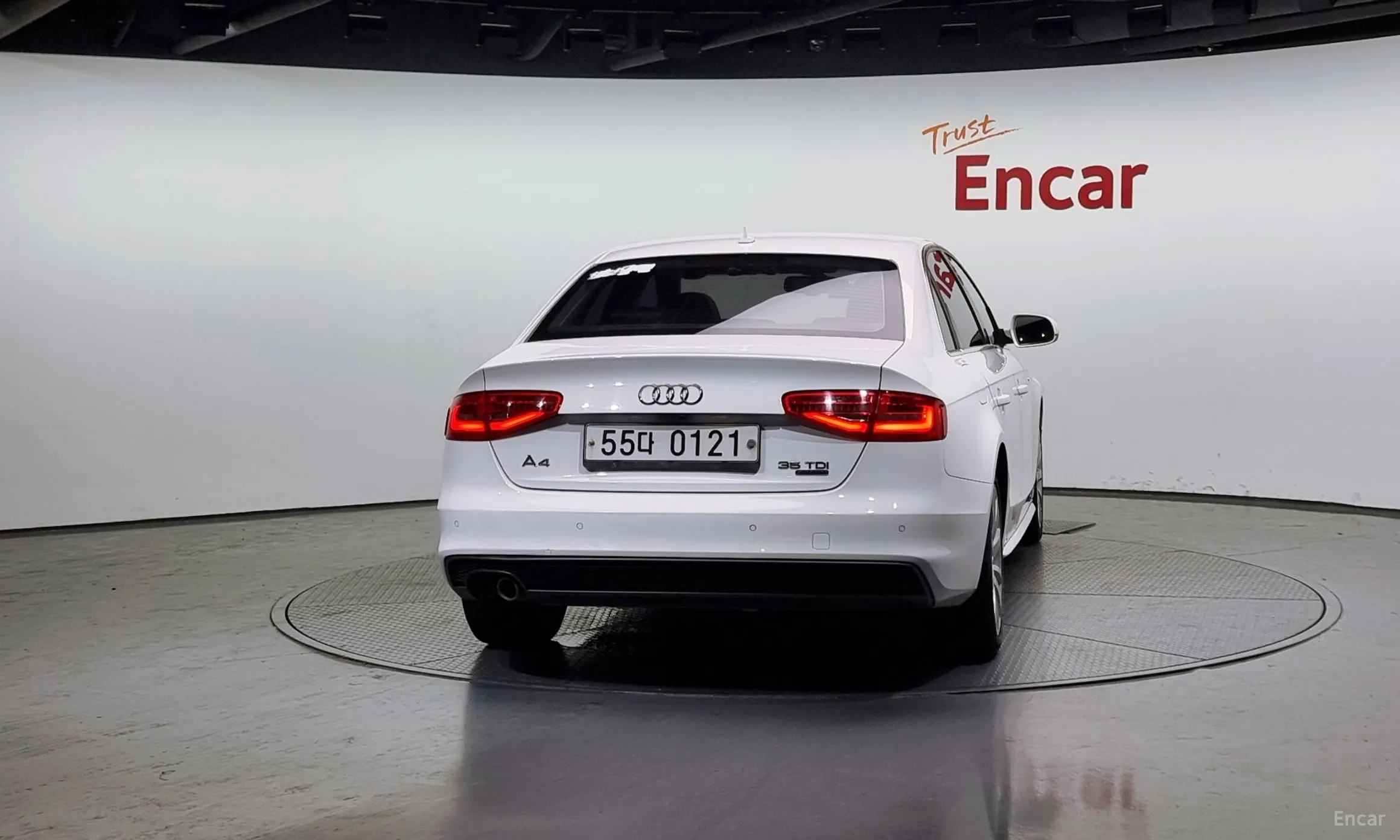 Audi New A4 превью 3
